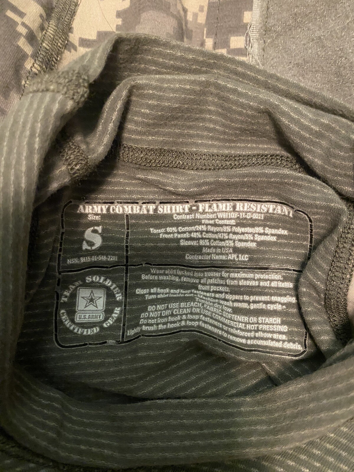 US Military Issue ACU Army Combat Shirt Sz Small