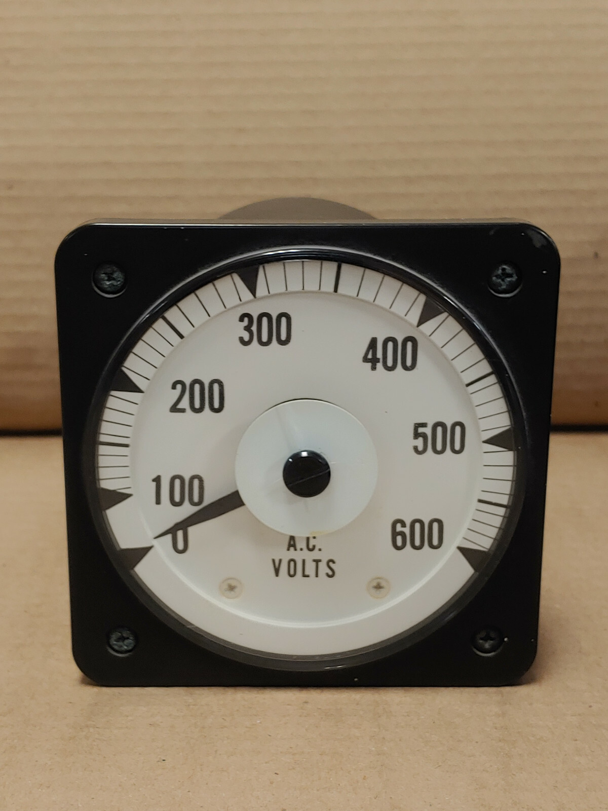 ELECTROMAGNETIC IND INC EA1VE VOLT METER 60HZ 600FSV