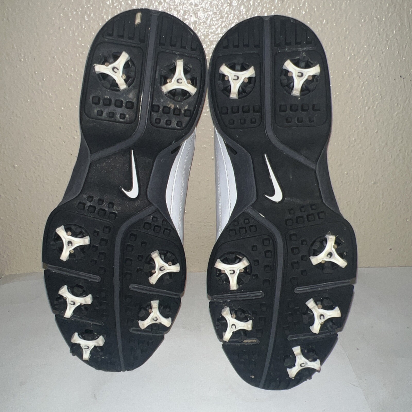 Nike Durasport III Soft Spike Golf Shoes White 628527-101 Men's Size 8 Pre-Owned