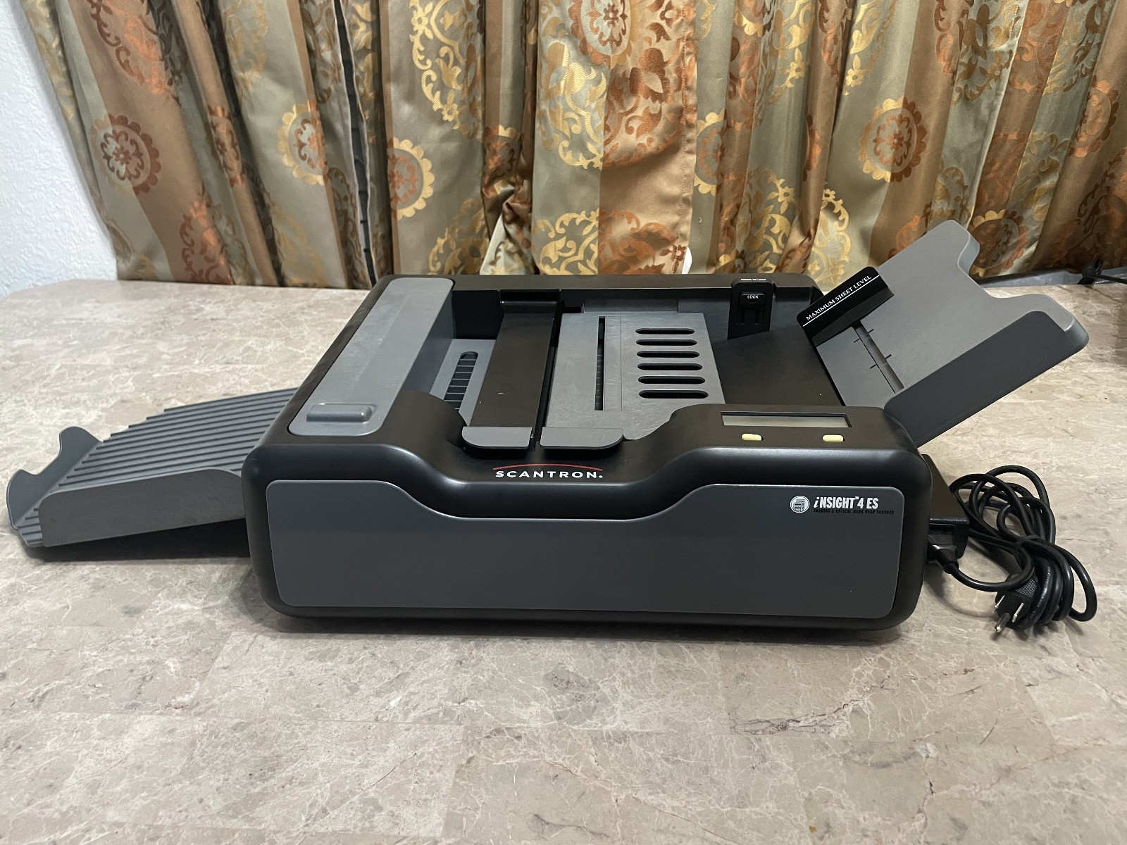 Scantron iNSIGHT 4ES Scanner