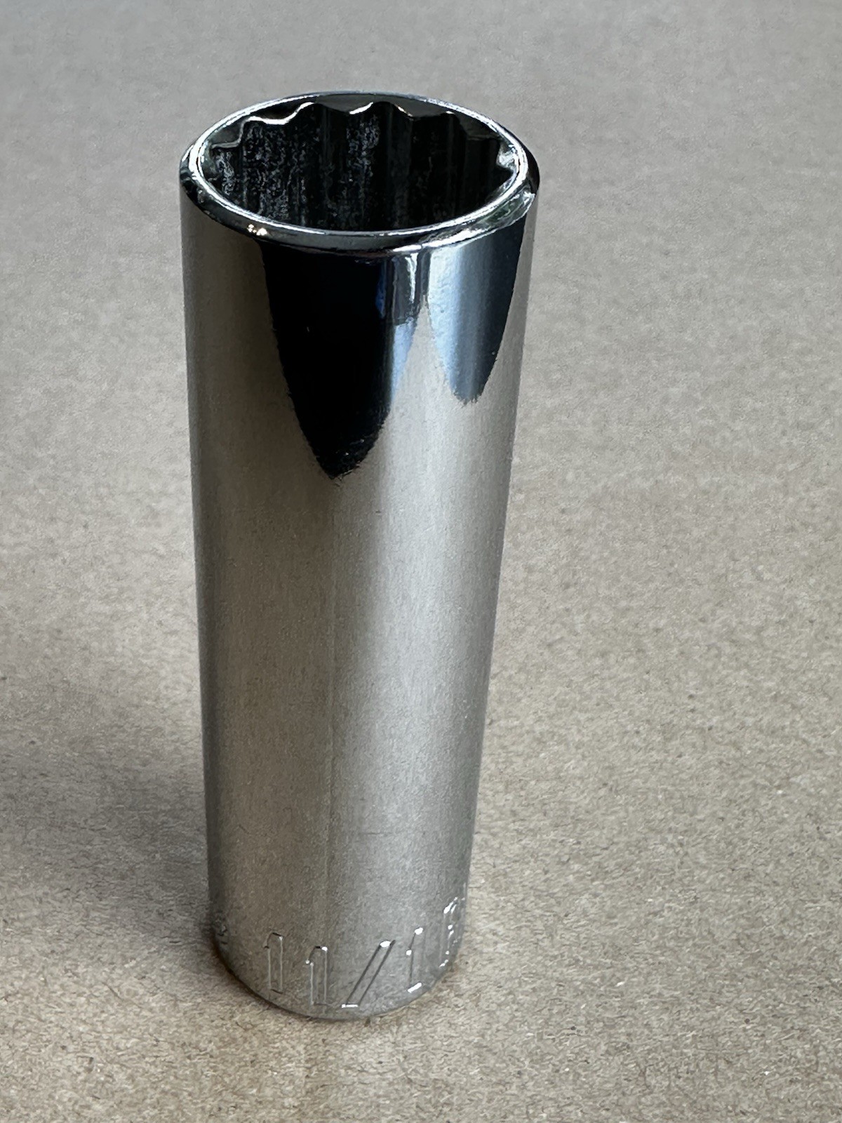 CRAFTSMAN Deep Socket, SAE, 1/2-Inch Drive, 11/16-Inch, 12-Point (CMMT47524)0630