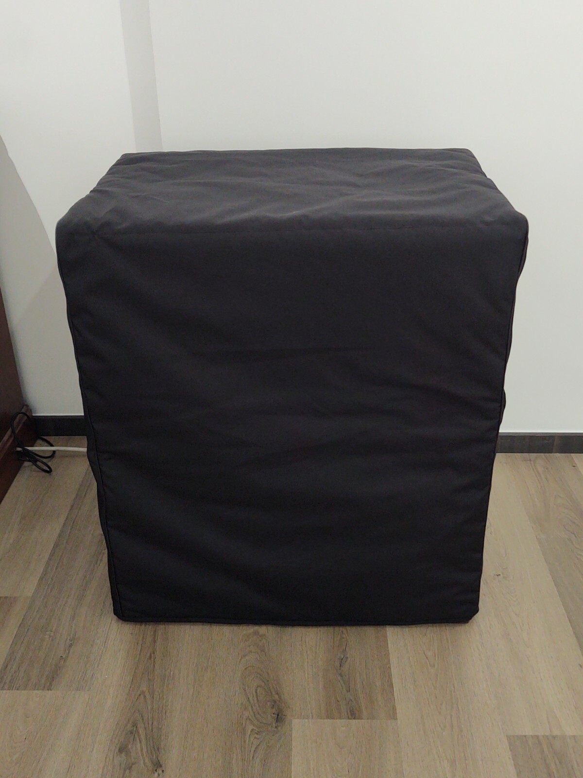 Custom padded cover for LESLIE 3300W (walnut)