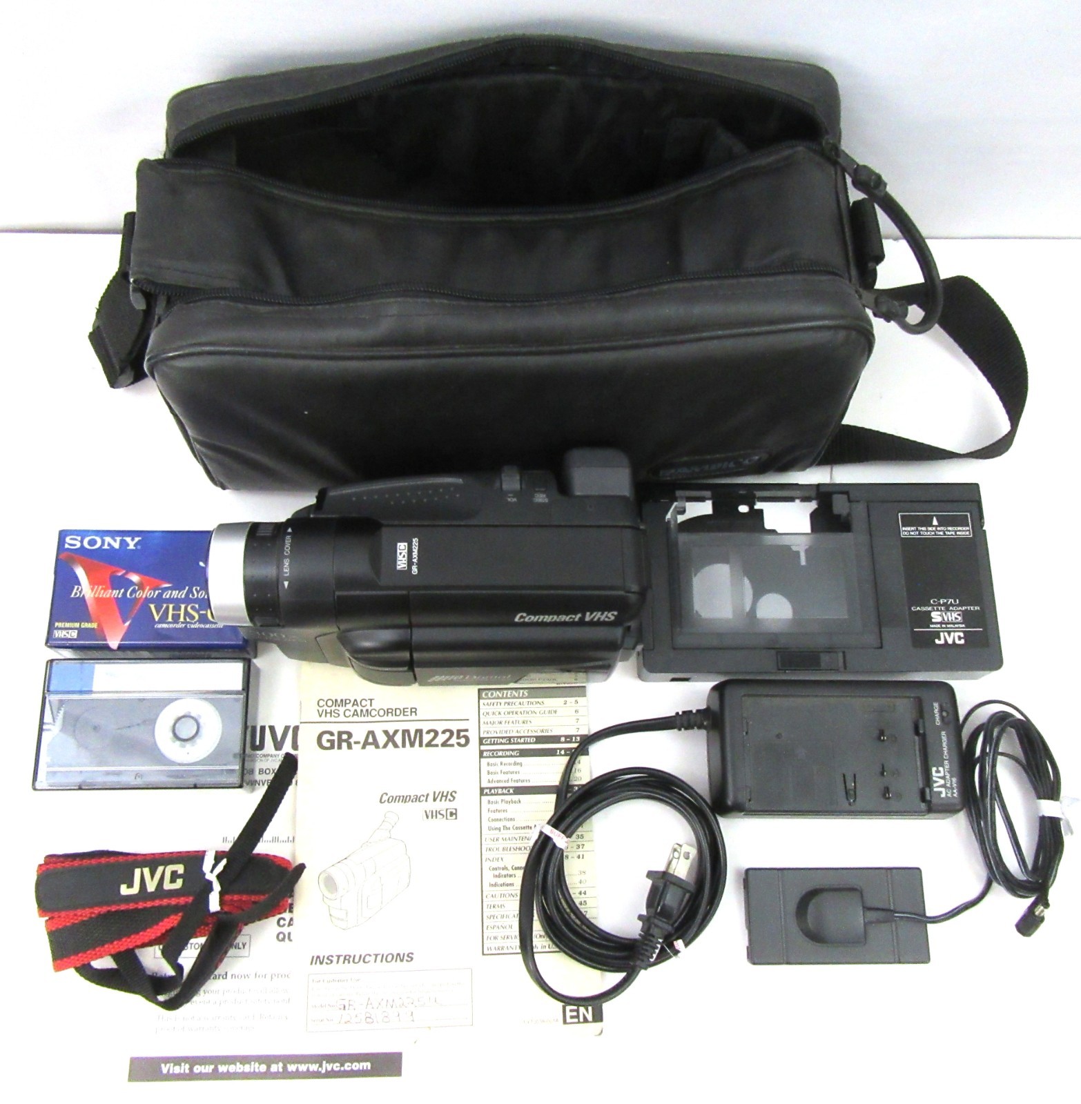 JVC GR-AXM225U VHS Camcorder (VHS-C) Camera Bundle w/ Charger Tapes Bag   C25
