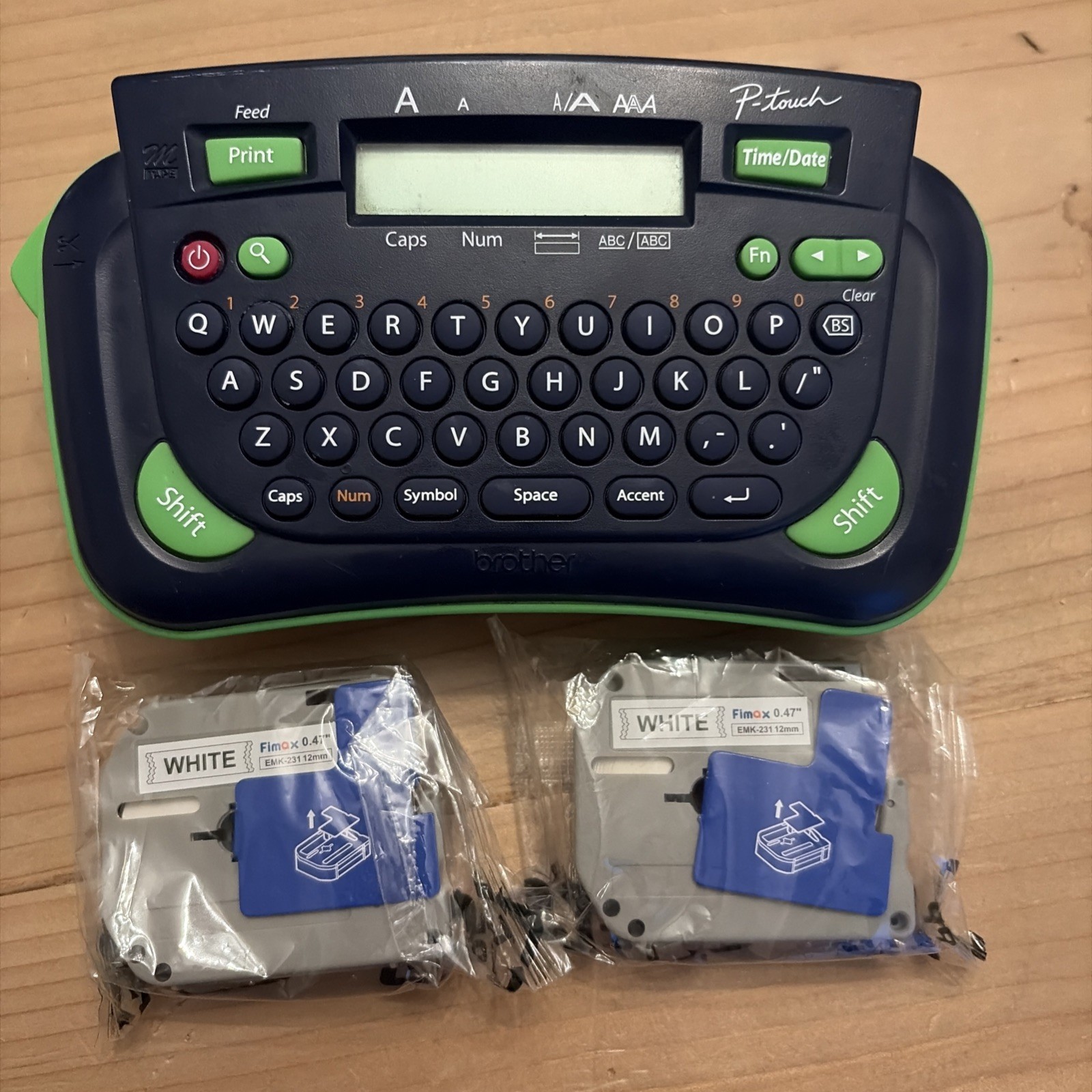 Brother PT-80 P-touch Electronic Labeling System Handheld Tested Extra Labels