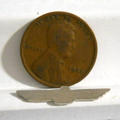 1950 FORD THUNDERBIRD TURQUOISE ¾ Enamel Chrome Collectable Logo Token Medallion