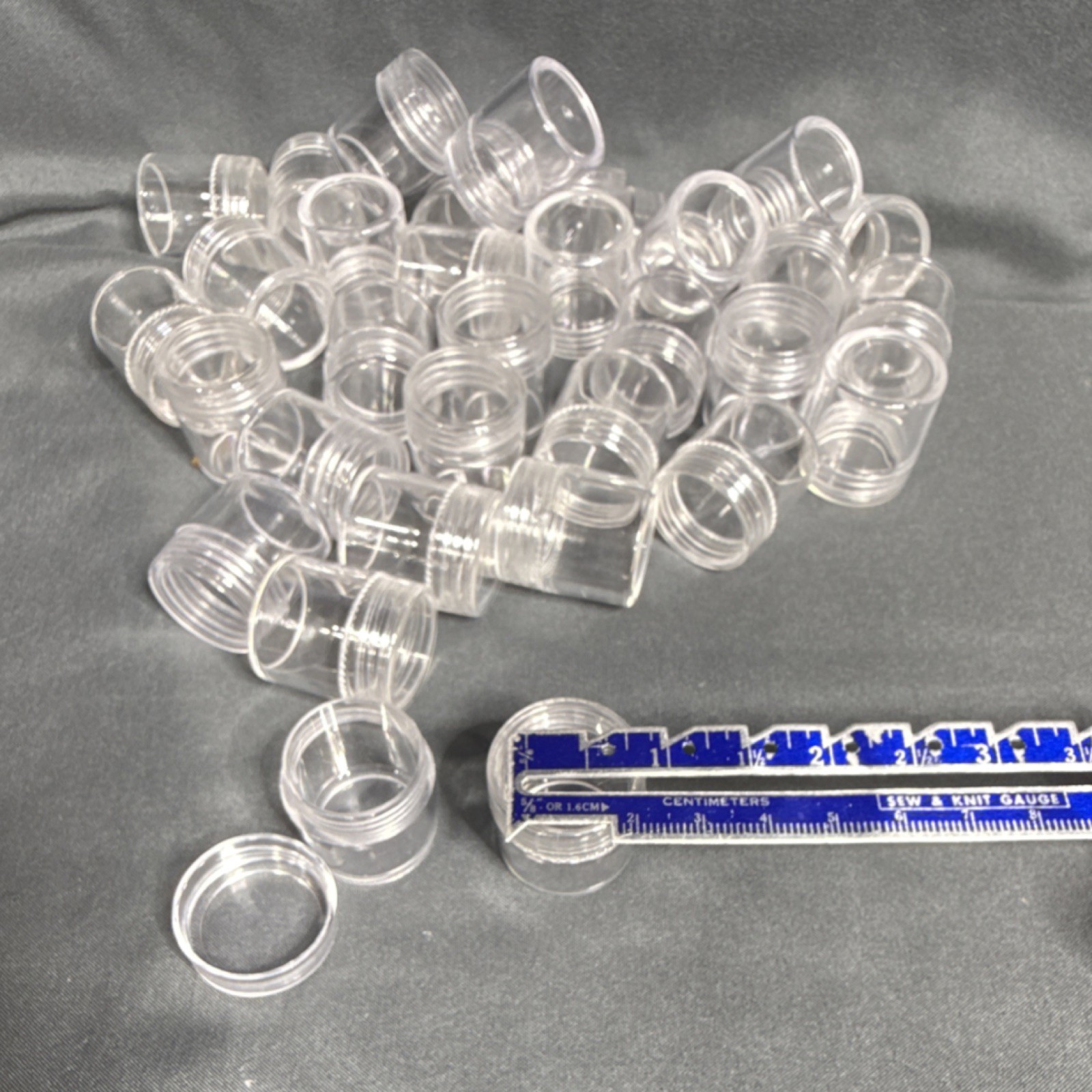 Clear Plastic Bead Storage Containers with Screw Lids, 1 Inch Size, 33ct