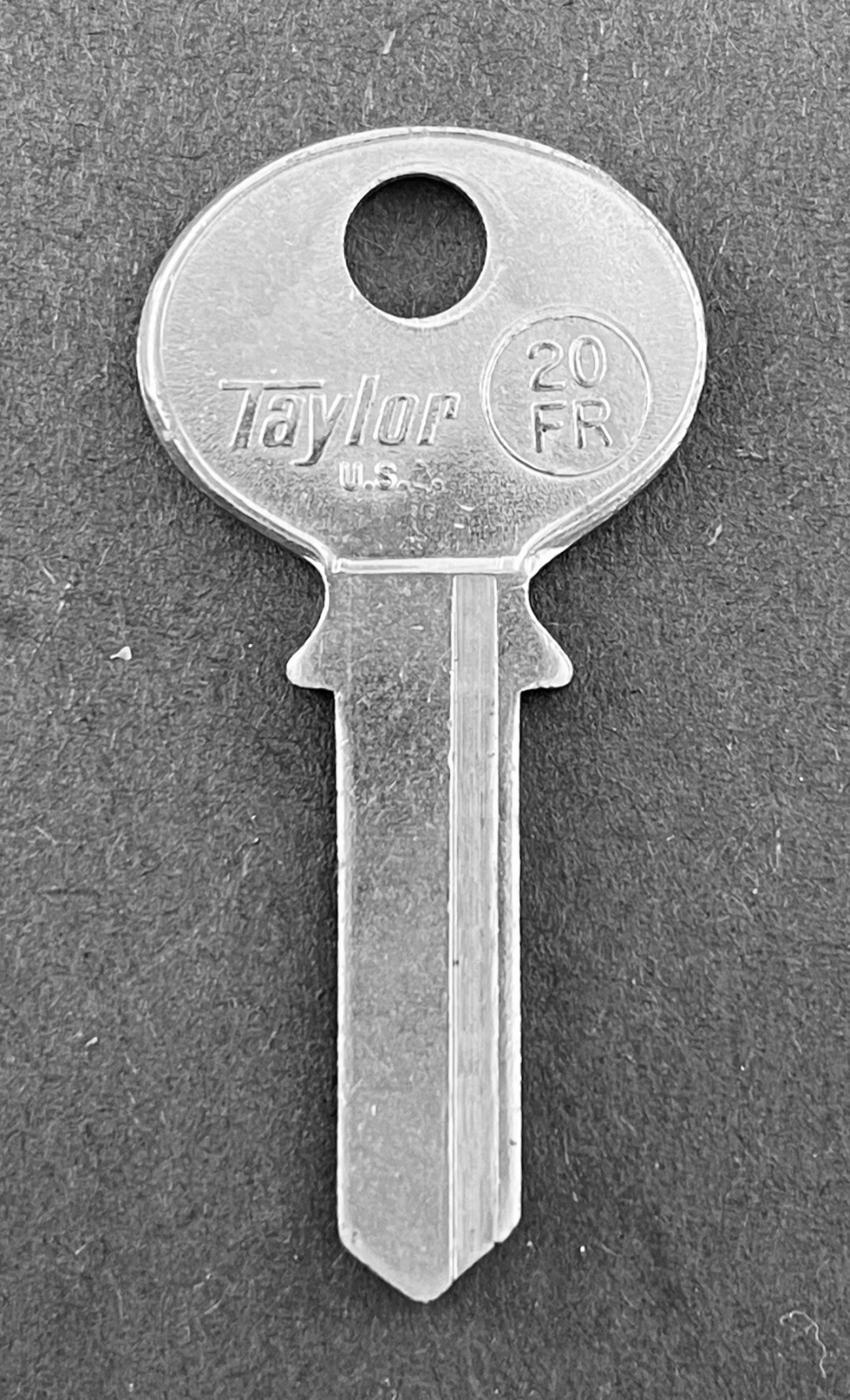 Lots of 1000FR 6CO14 20FR Type Key Blanks for CCL 8687C-CL Keyway