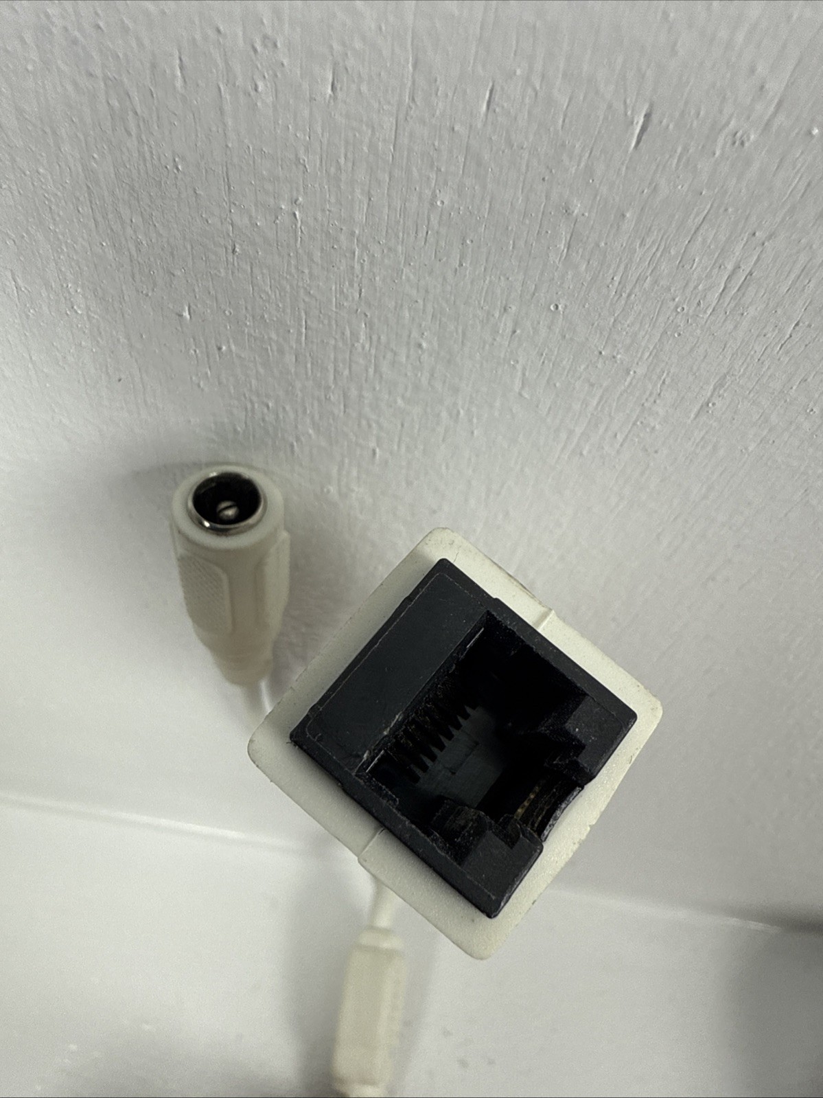 Avidia Model A-46 White PoE IR Network Camera 12v