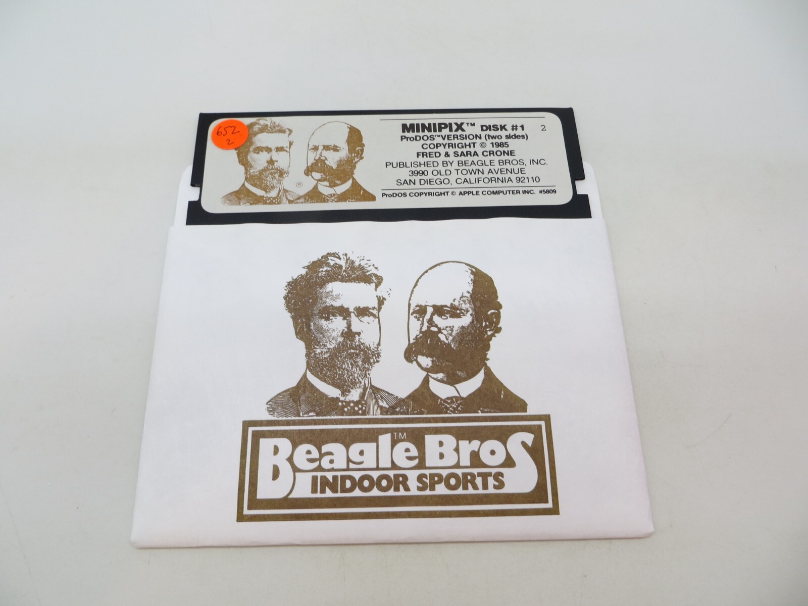 1985 APPLE COMPUTER 5.25" Floppy Disk MINIPIX ProDOS Version Beagle Bros