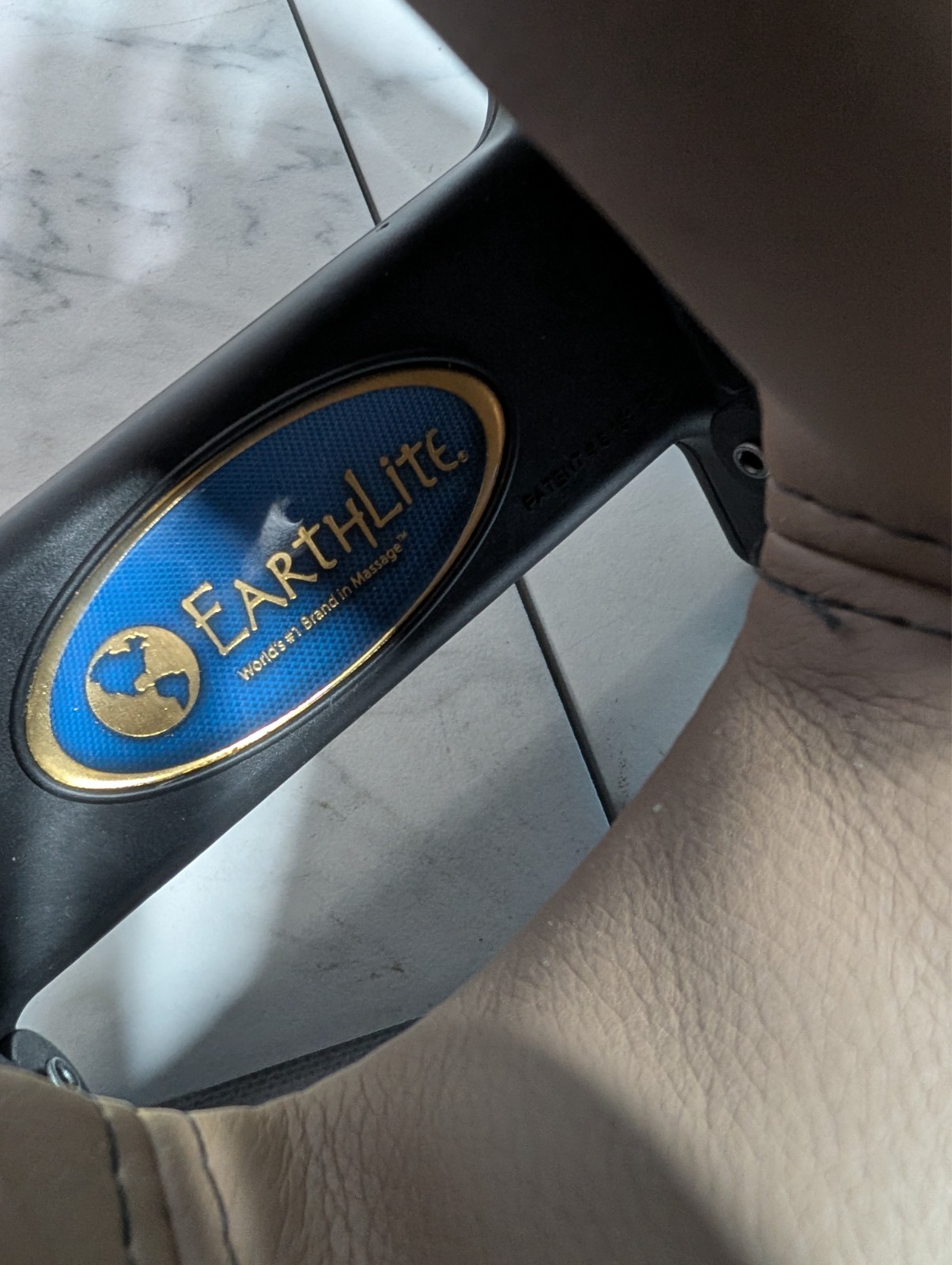 EARTHLITE Massage Table Face Cradle Deluxe Adjustable - Durable Xlnt cond