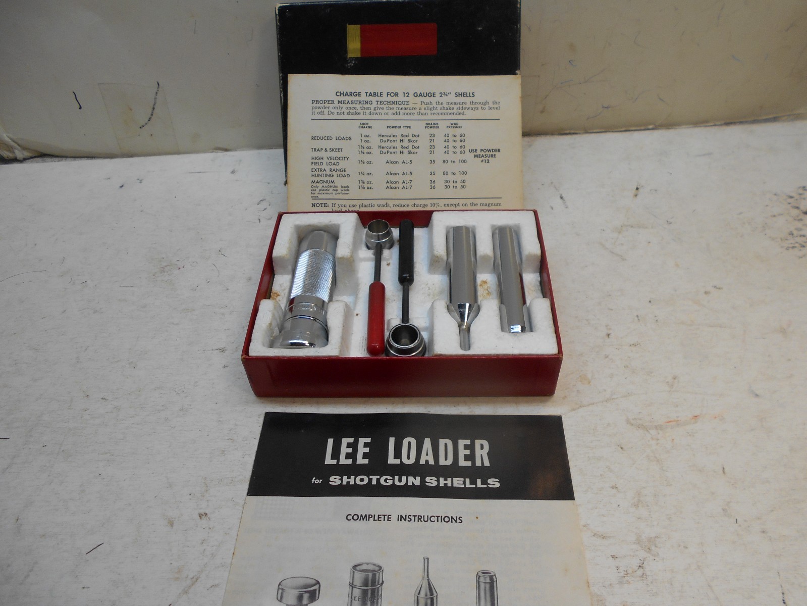 lee loader 12ga 2-3/4" shot shells ins + charge table reloading