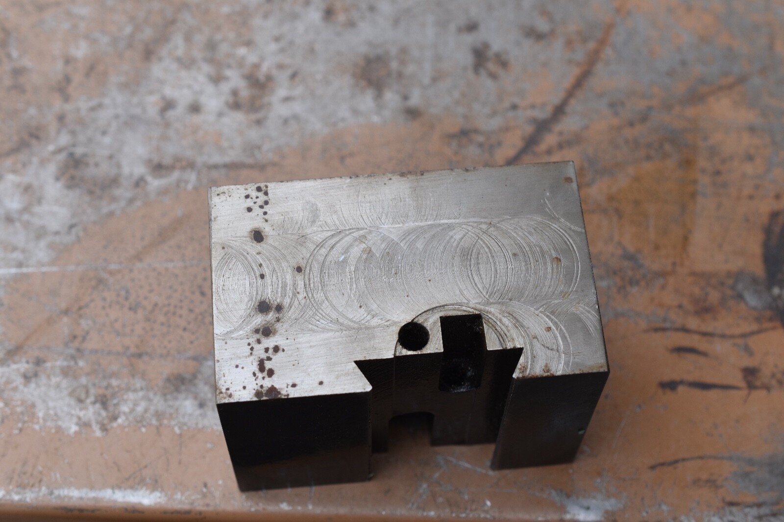 Trivex V shape lathe tool holder