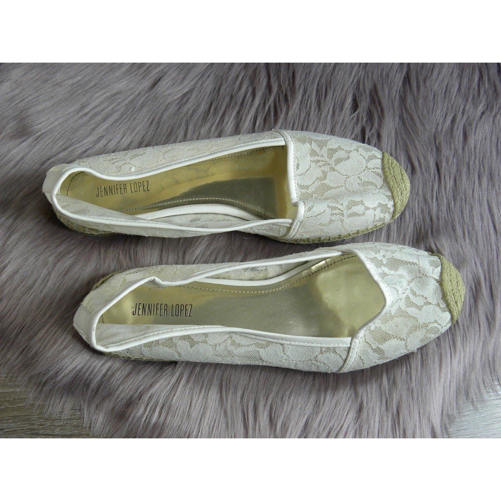 Jennifer Lopez flats size 9.5 white lace