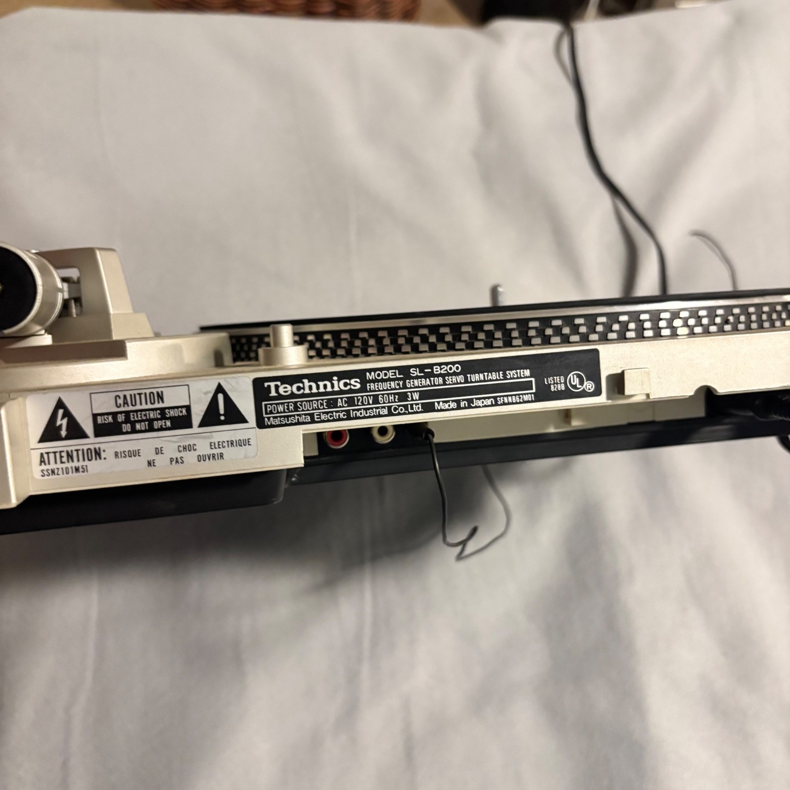 Technics SL-B200 Turntable Working