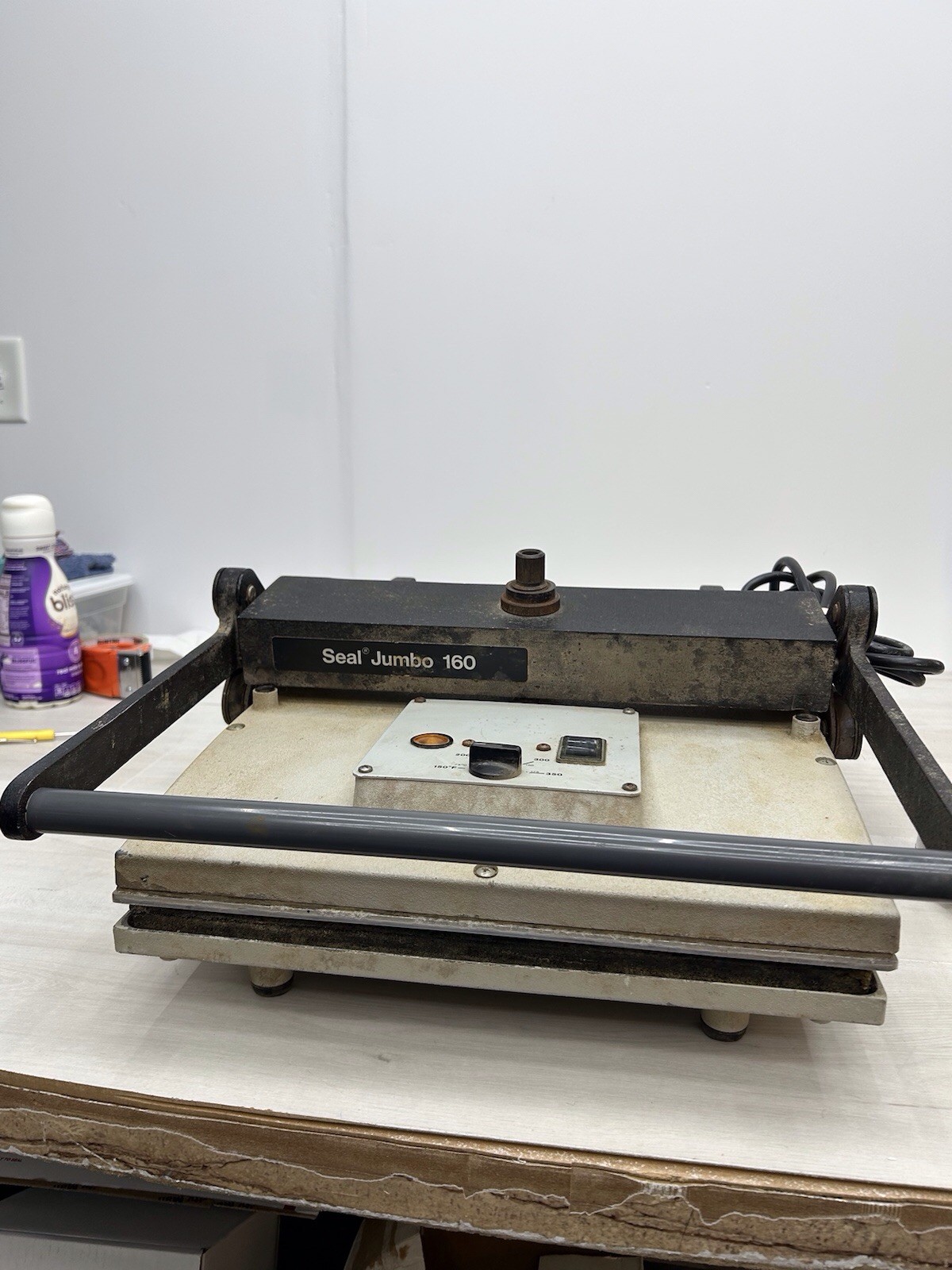 Seal Inc. Jumbo 160M Dry Mounting/Laminating Commercial Press Heat Transfer