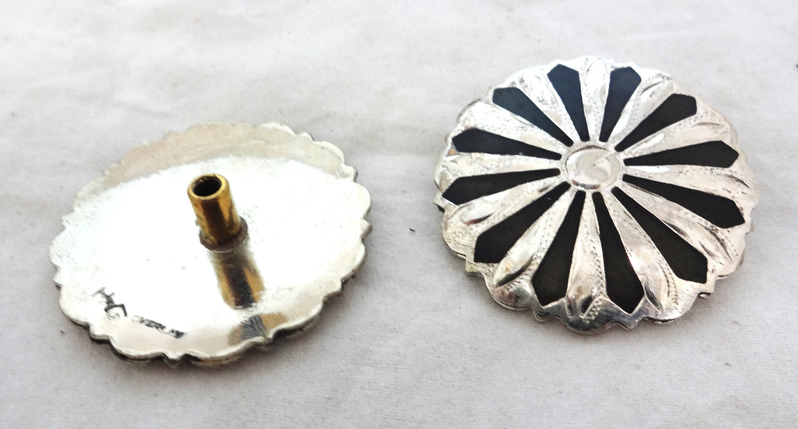 Black Circus Concho Screw Back Hansen Western Gear Silver Plate Horse Tack Pair
