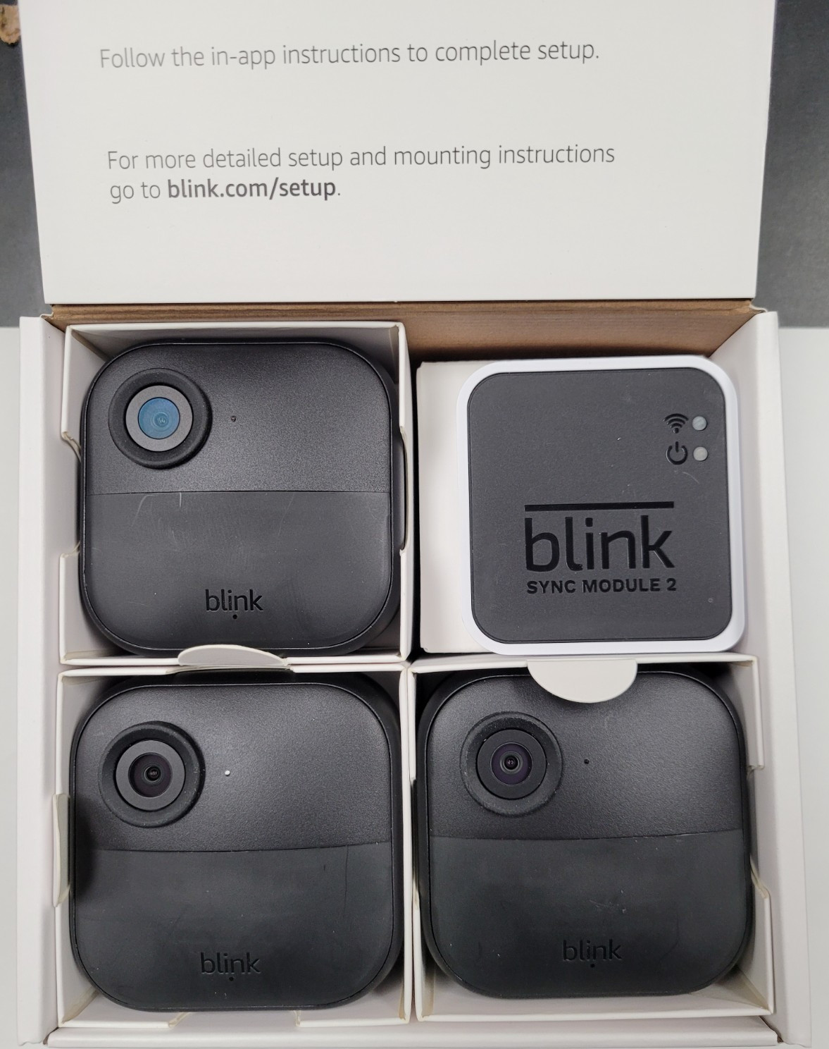 Blink Outdoor 4 1080p Wireless 3-Camera +Sync module 2