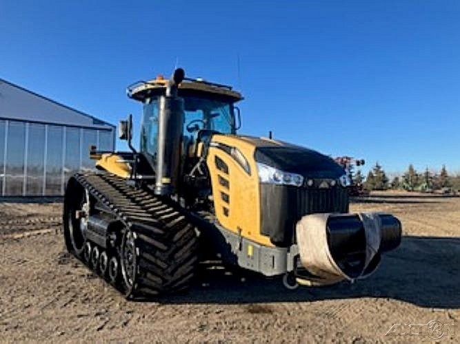 2016 Challenger MT855E Tractor 685HP 36" Tracks 2,000 Hours Stock#343077