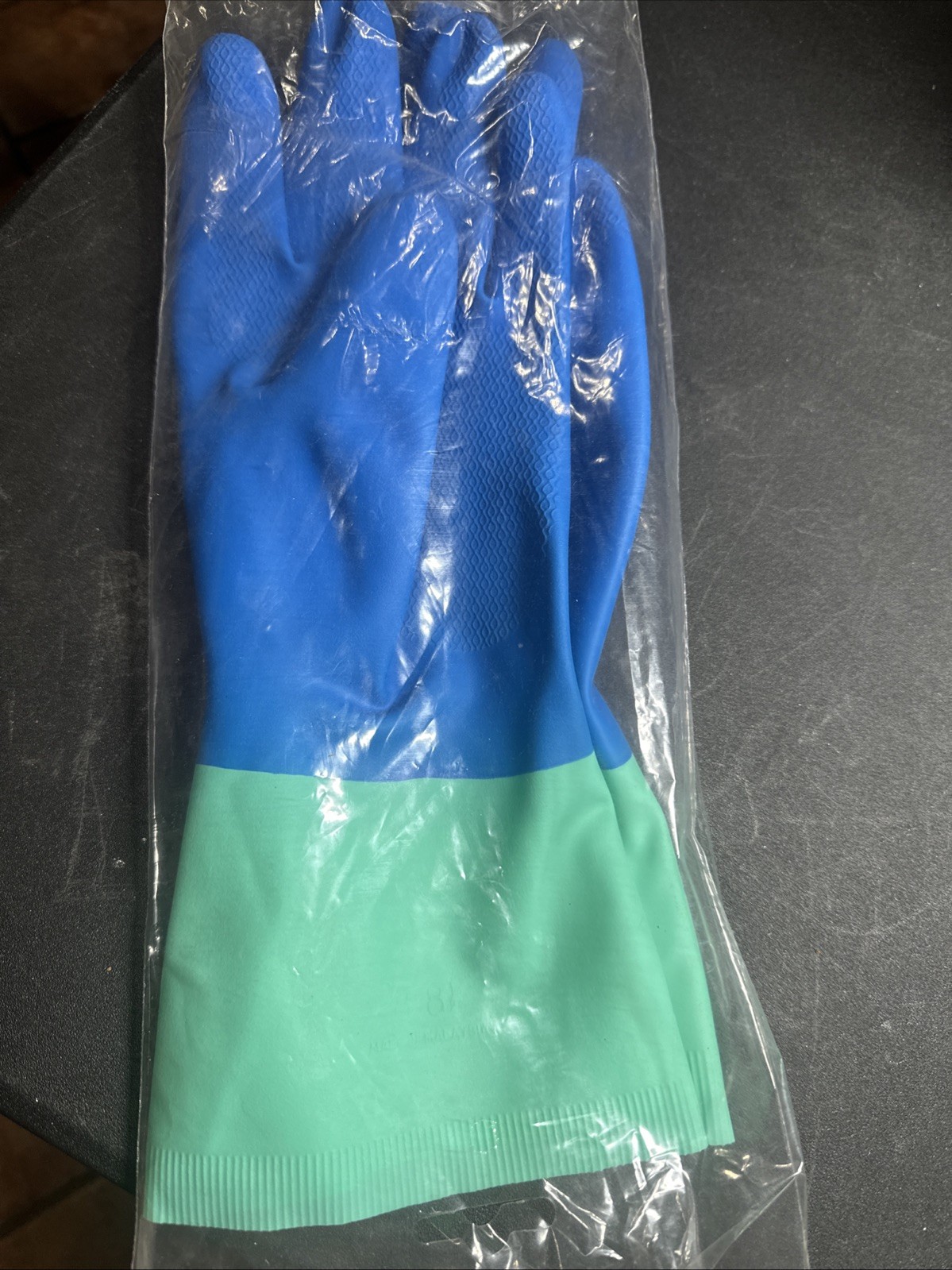 Protector Nitrile Gloves - Size Large