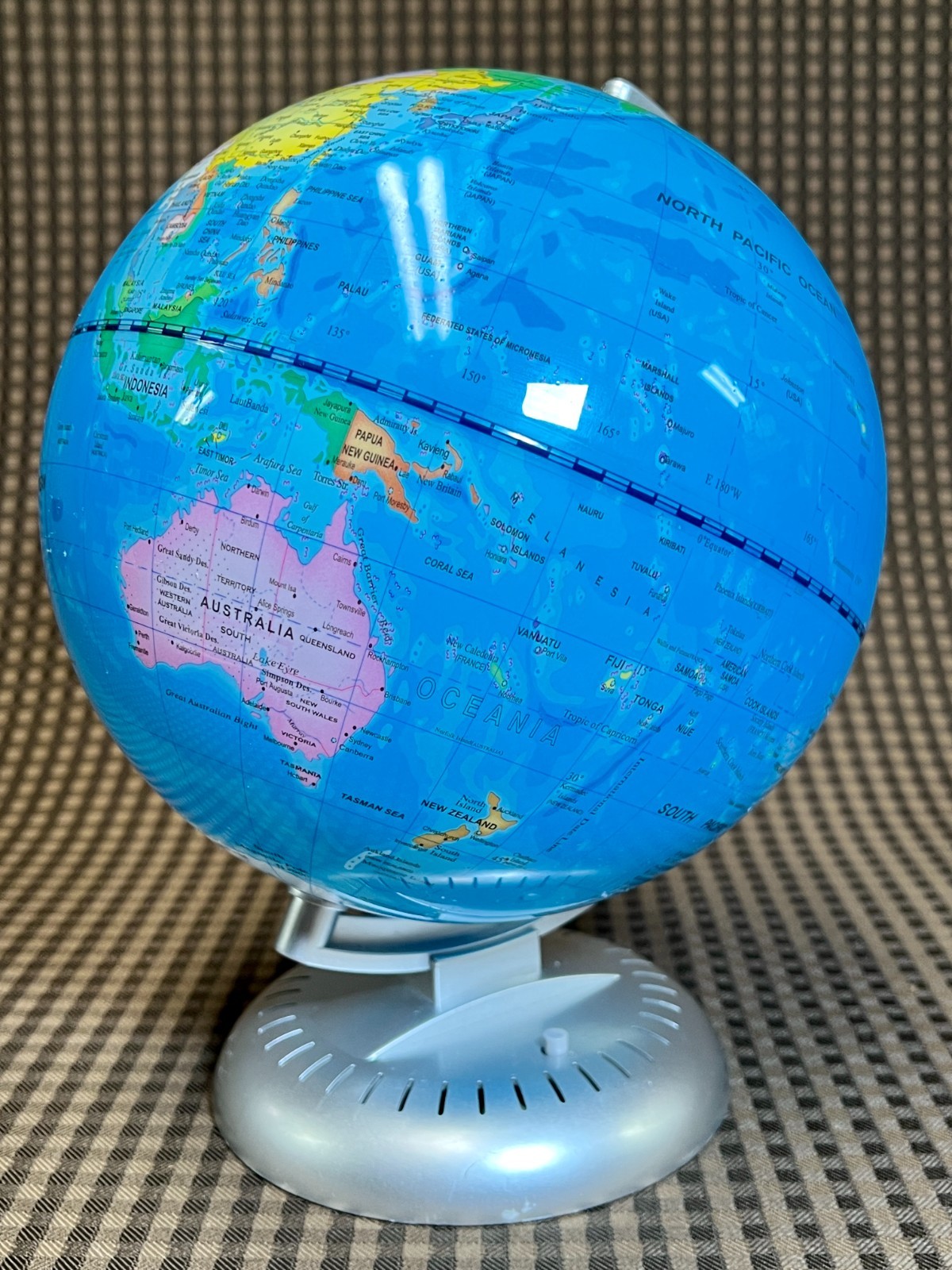 Illuminated 8" World Globe Desk Table Top Lamp Night Light Educational Plastic