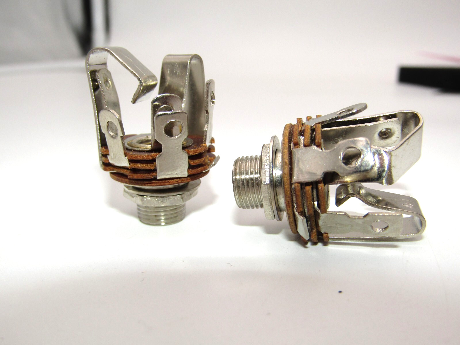 ( 2 PCS ) Vintage Alectron Multi Contact Stereo Output 1/4" Jack NOS Heavy Duty