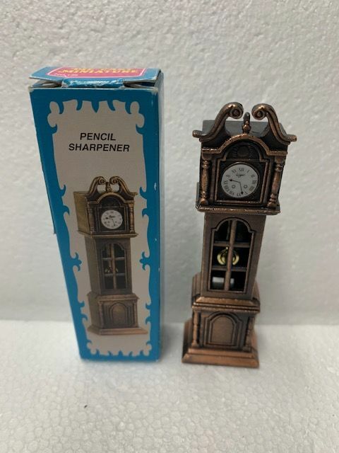 GRANDFATHER CLOCK BRONZE DIE CAST METAL COLLECTIBLE PENCIL SHARPENER NEW / BOX