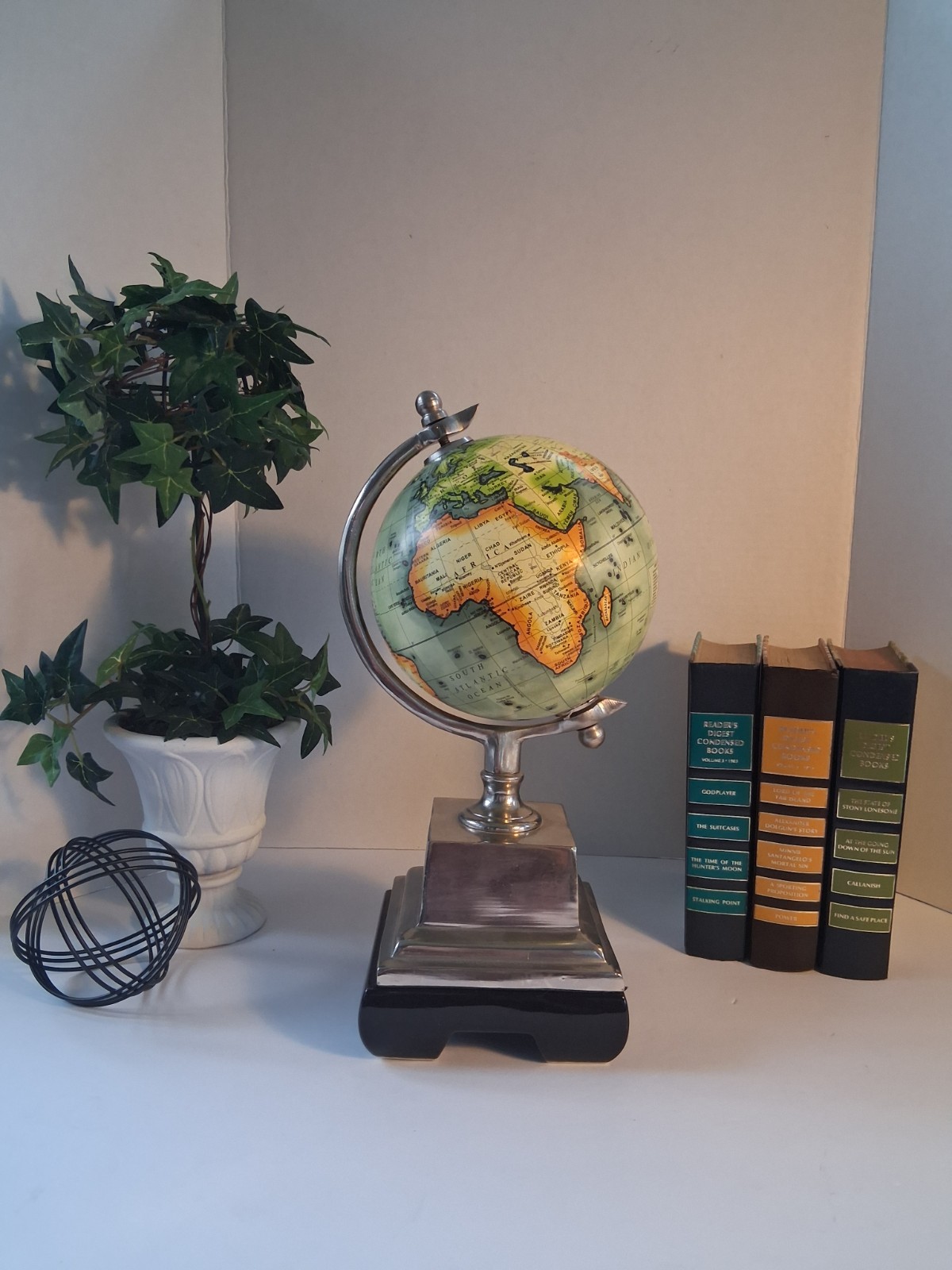 World Globe; Pedestal Style; Silver Toned, Desktop Globe