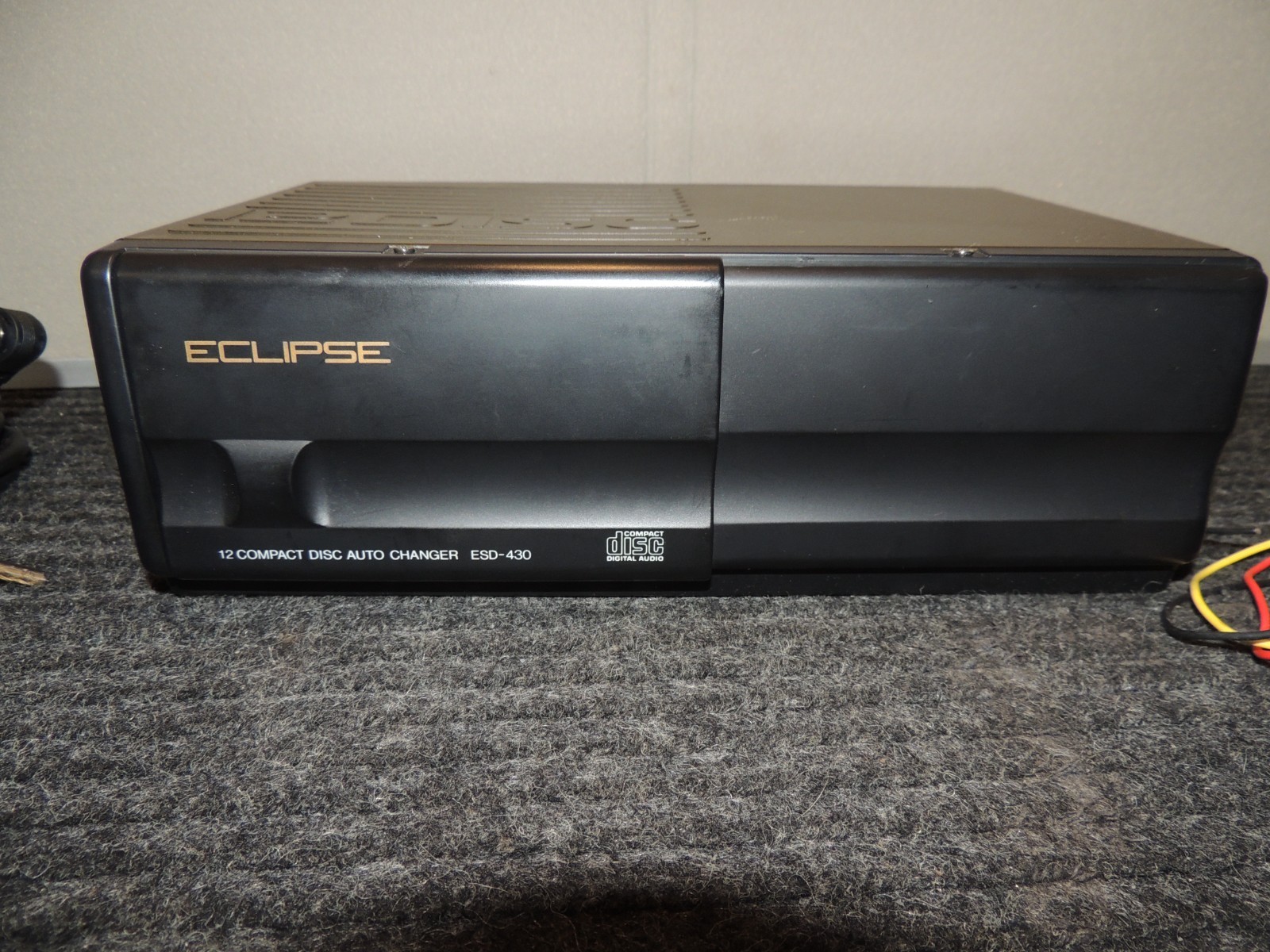 Eclipse 12 CD Disc Changer ESD-430 Remote Controller and Modulator QU-122A