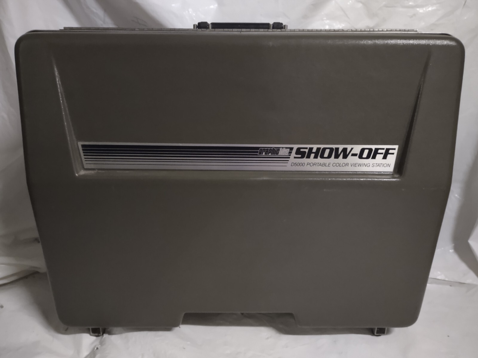 GraphicLite Show-Off Portable Color Viewing Station - D5000 Series