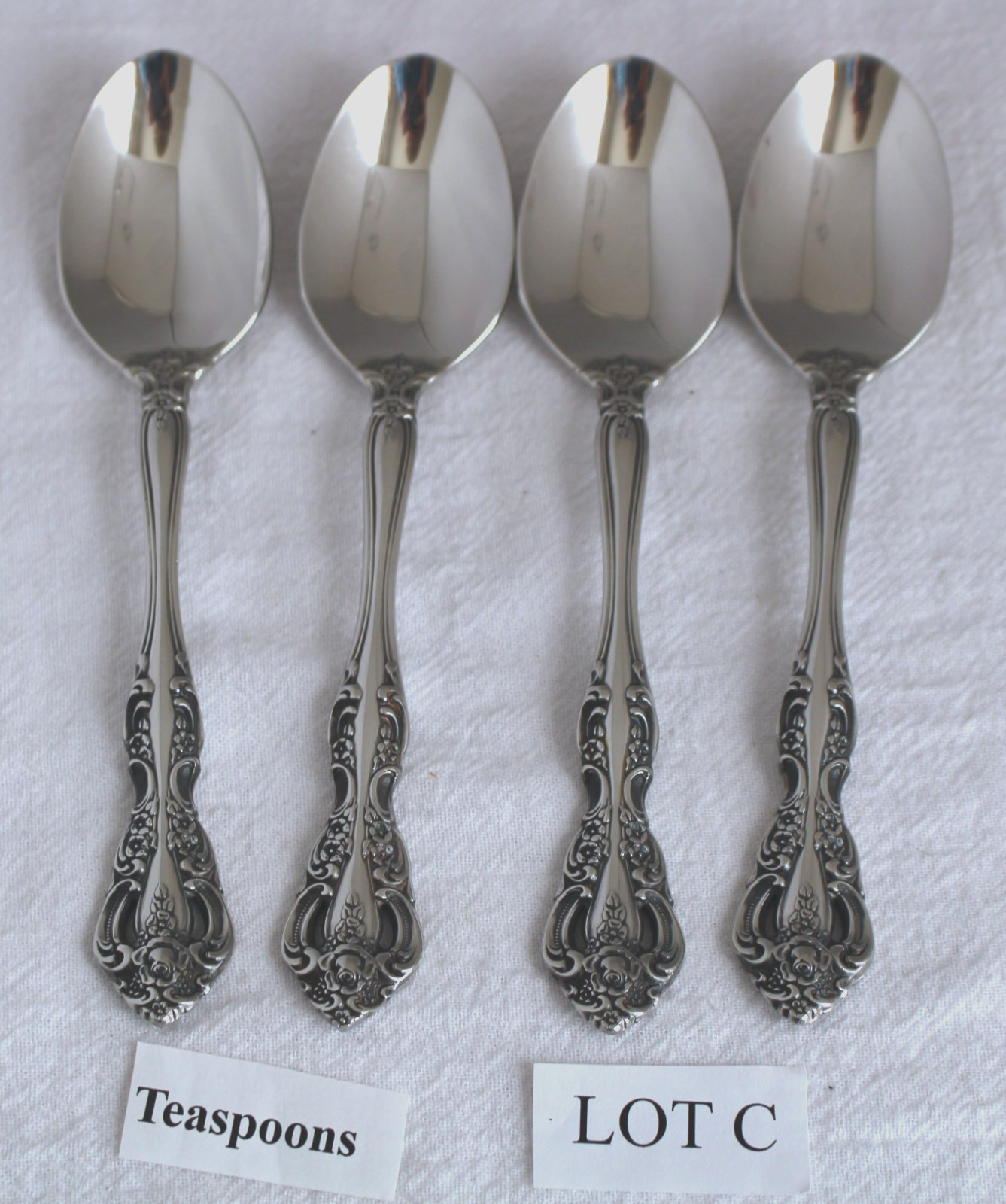 4 Oneida Stainless Cube Michelangelo TEASPOONS