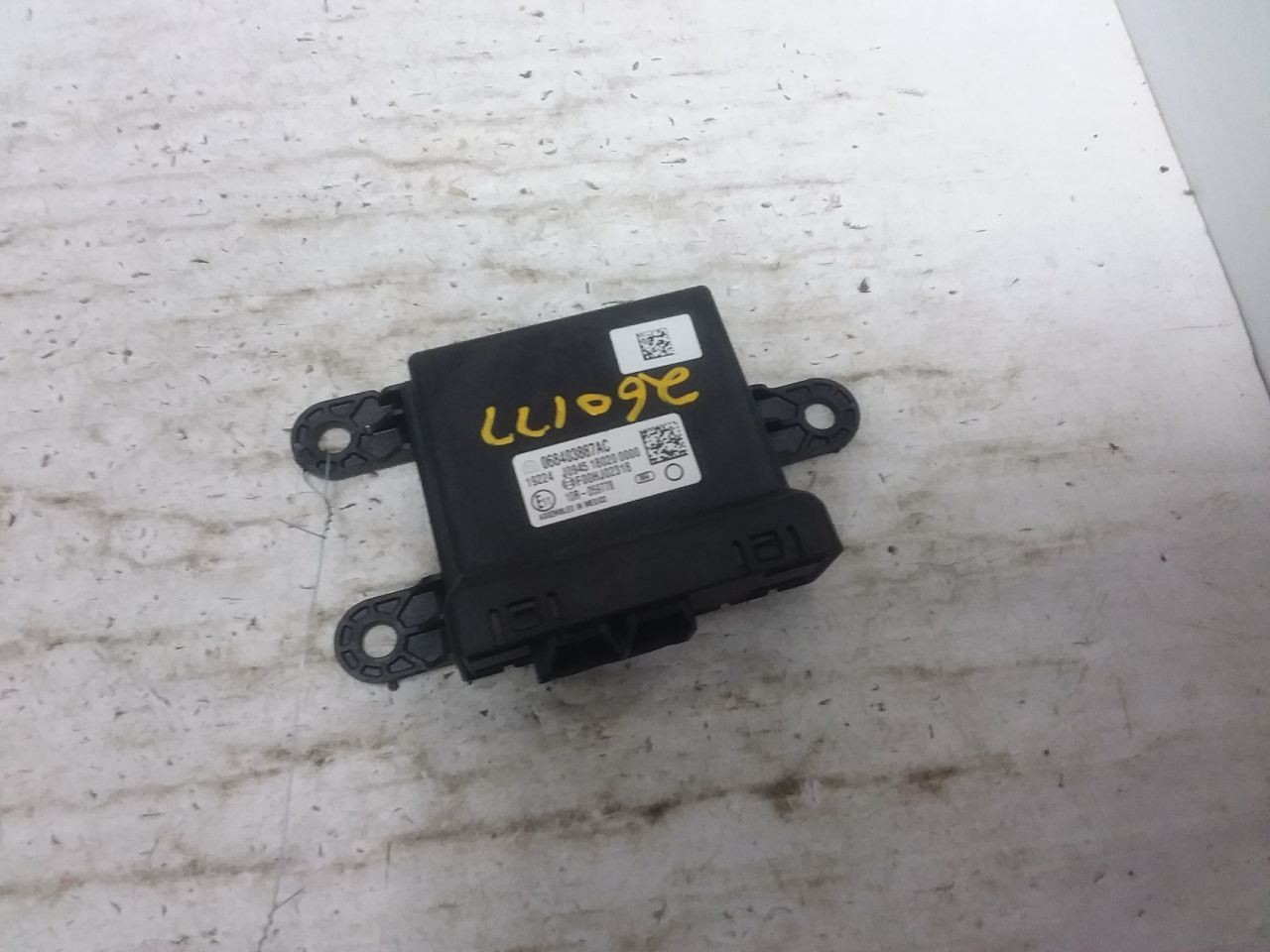 Network Gateway Control Module Behind Radio Fits 18-23 CHALLENGER 68403887AC
