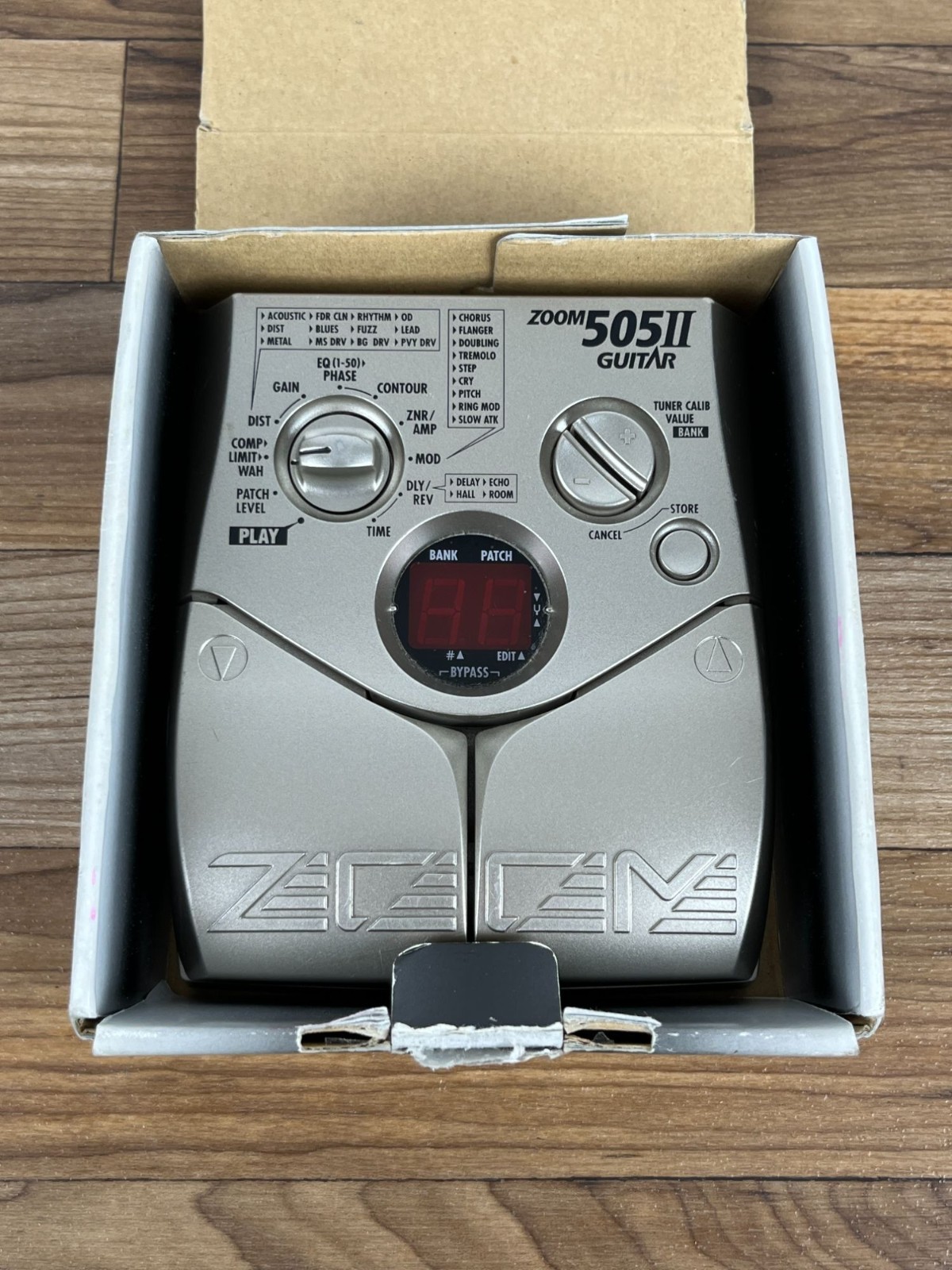 Zoom 505II 505 II Guitar Pedal - Multi Effect Processor pedal No Cable