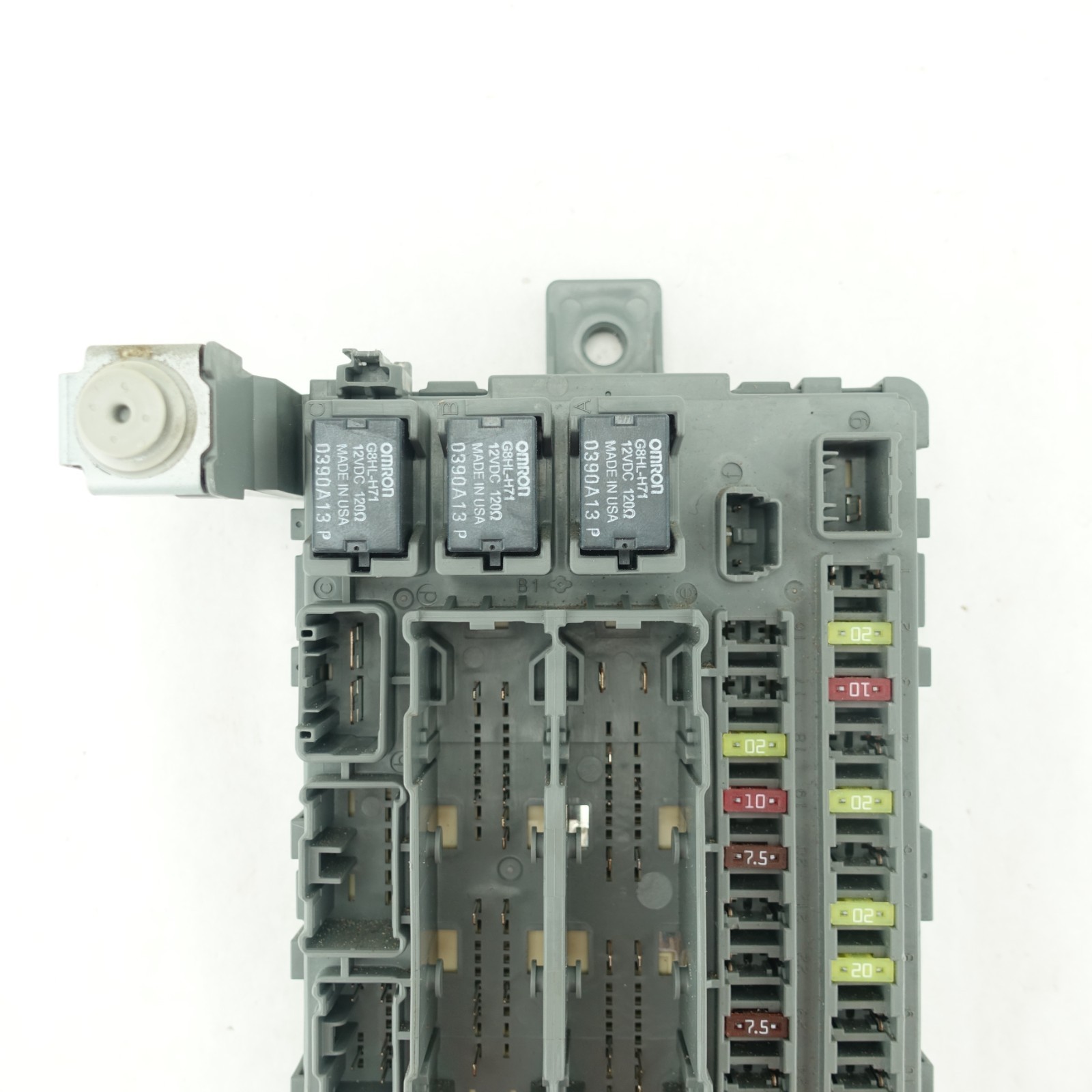 2011 2012 Honda Odyssey Passenger Dash Fuse Junction BCM Body Control Module Box