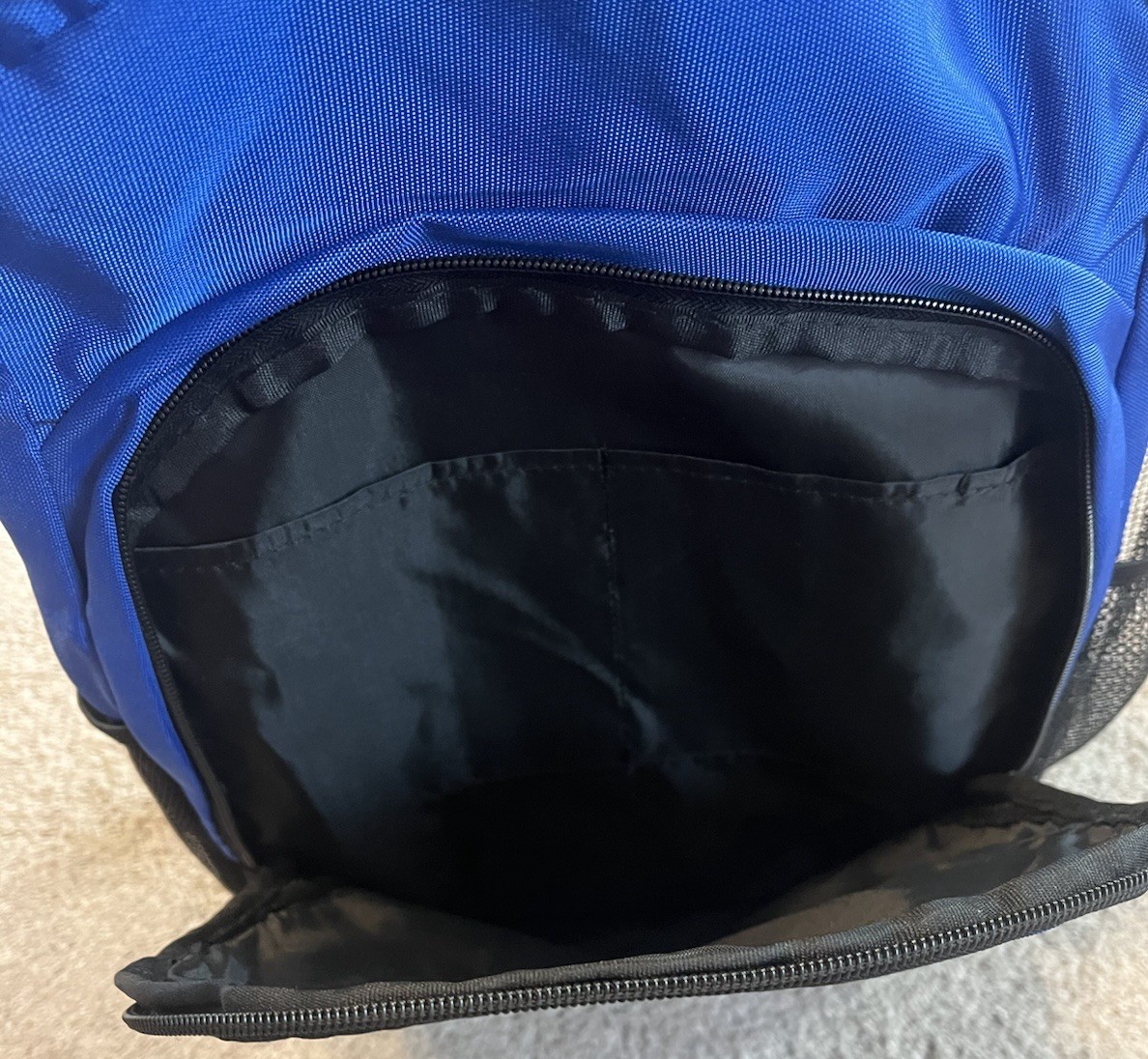 Sea World Blue Logo Zip Adjustable Polyester Backpack