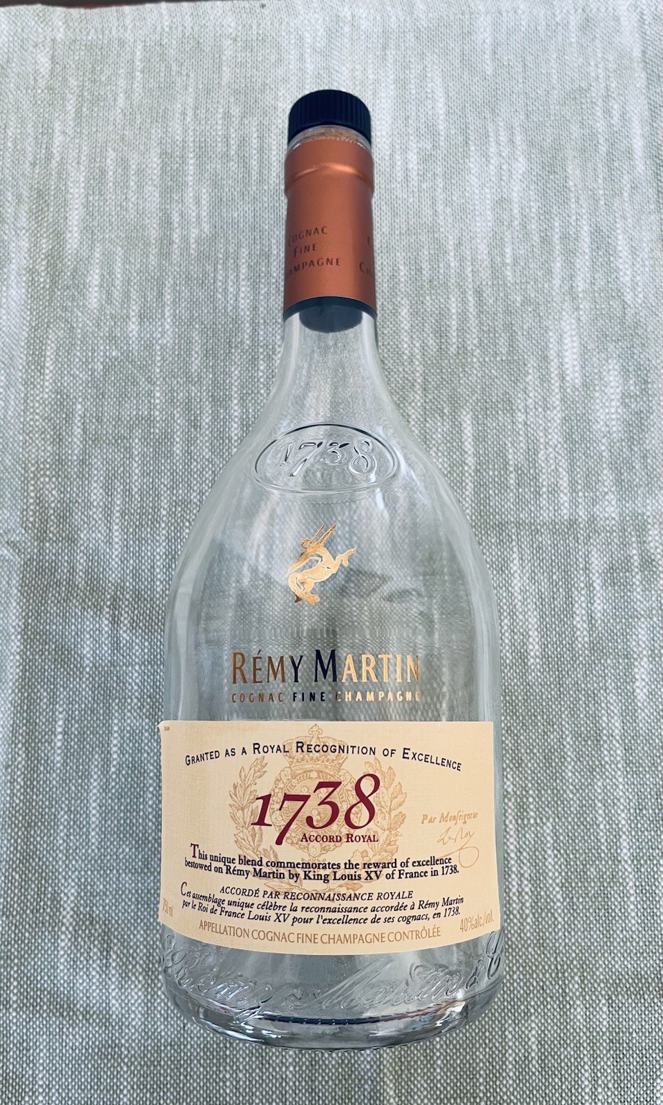 Clean REMY MARTIN 1738 Accord Royal Empty Liquor Bottle