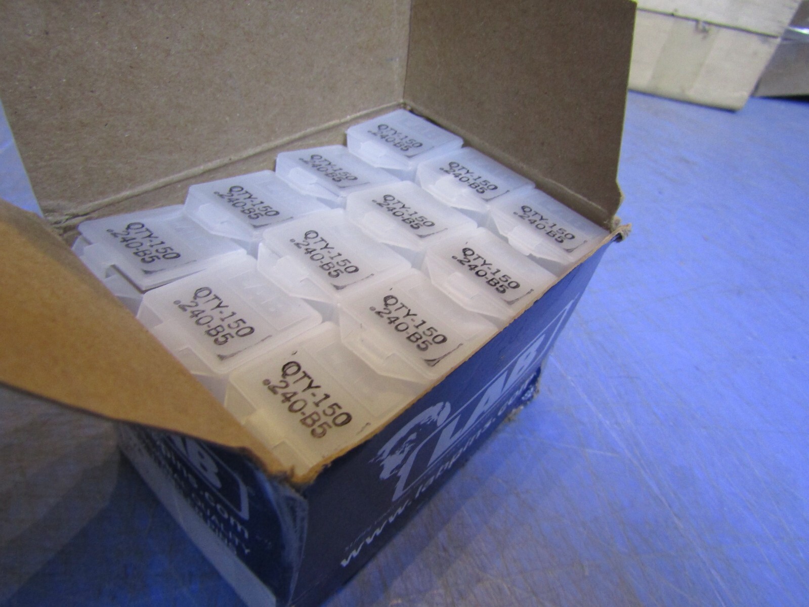 1800 – LAB PINS 5240V4 Lock Tumbler Pins .240-B5 Bottom Pins. NEW – Box with 12