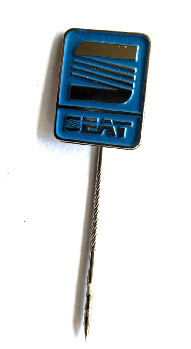 SEAT Logo 90s Pin (H36)