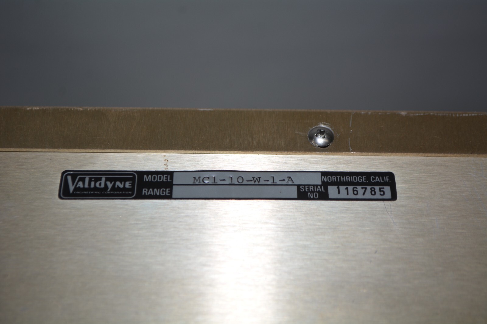 ^ Validyne MC1-10-W-1-A Chassis W/ Modules #X4251
