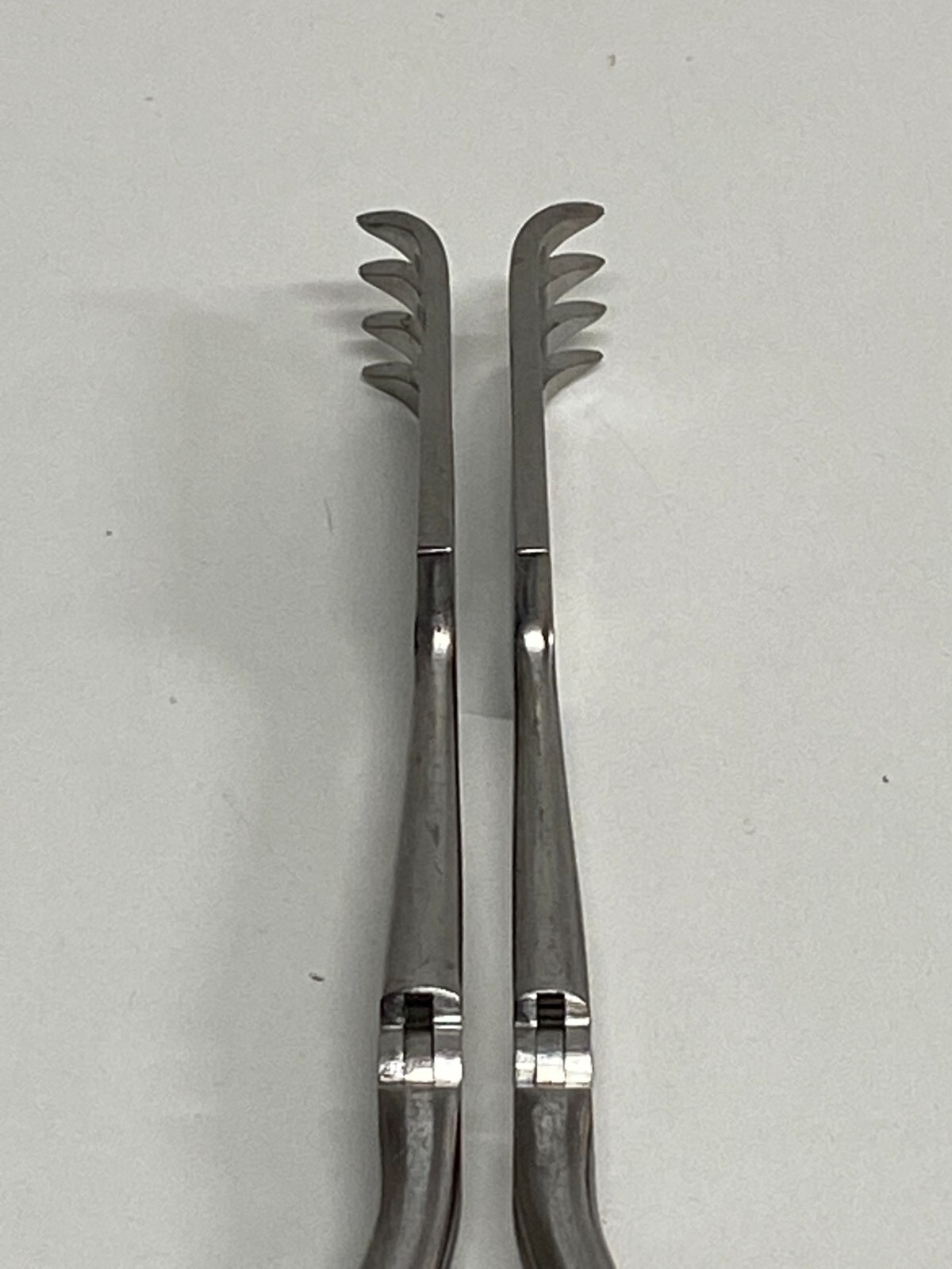 L24: SSI 24-3449 Retractor