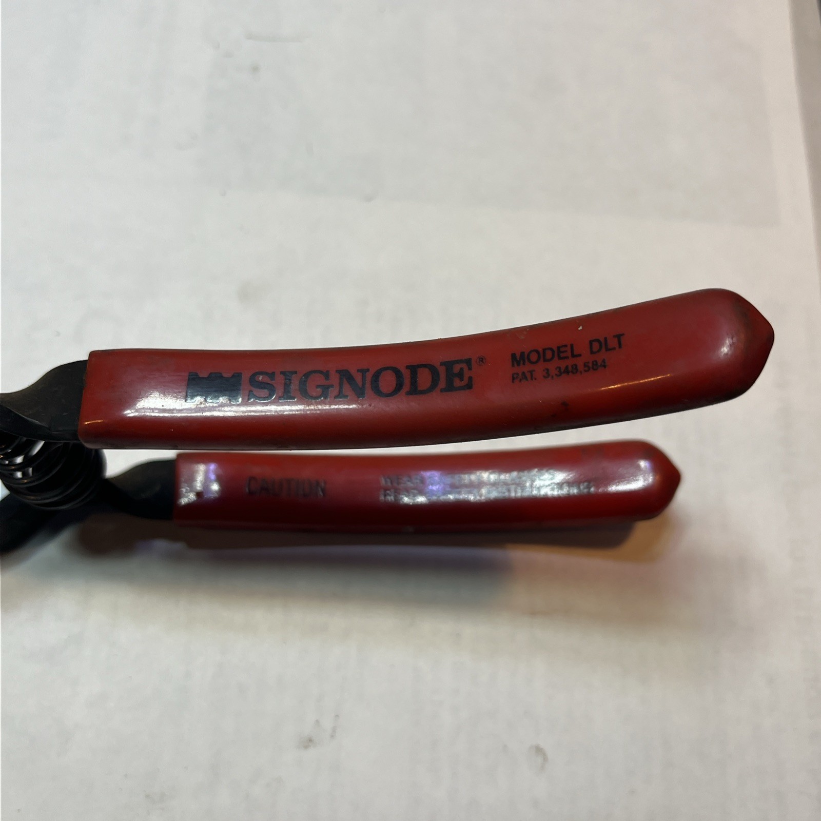 Signode Model DLT Stepping Tensioning Pliers, Used