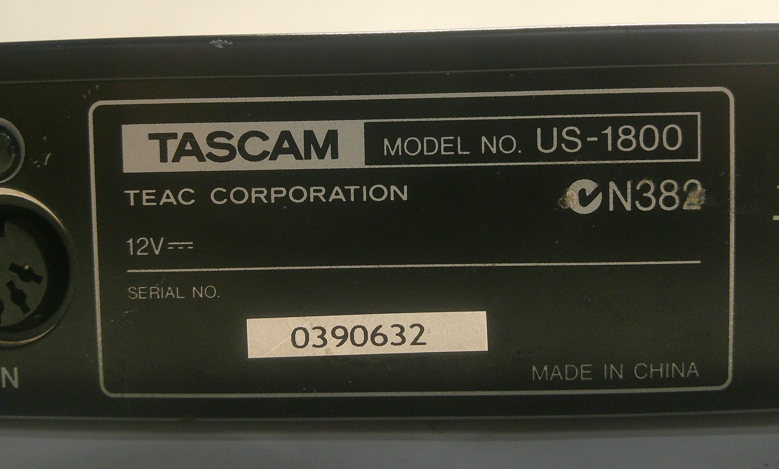 TASCAM US-1800 USB 2.0 Audio/MIDI Interface