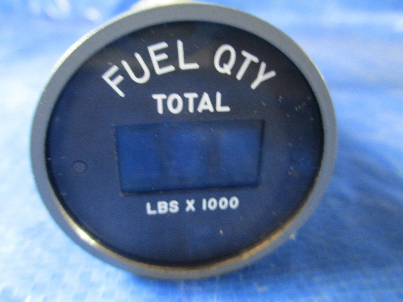 Gull Fuel Quantity Indicator P/N: 205-016-001 S/N: 172 (3333)