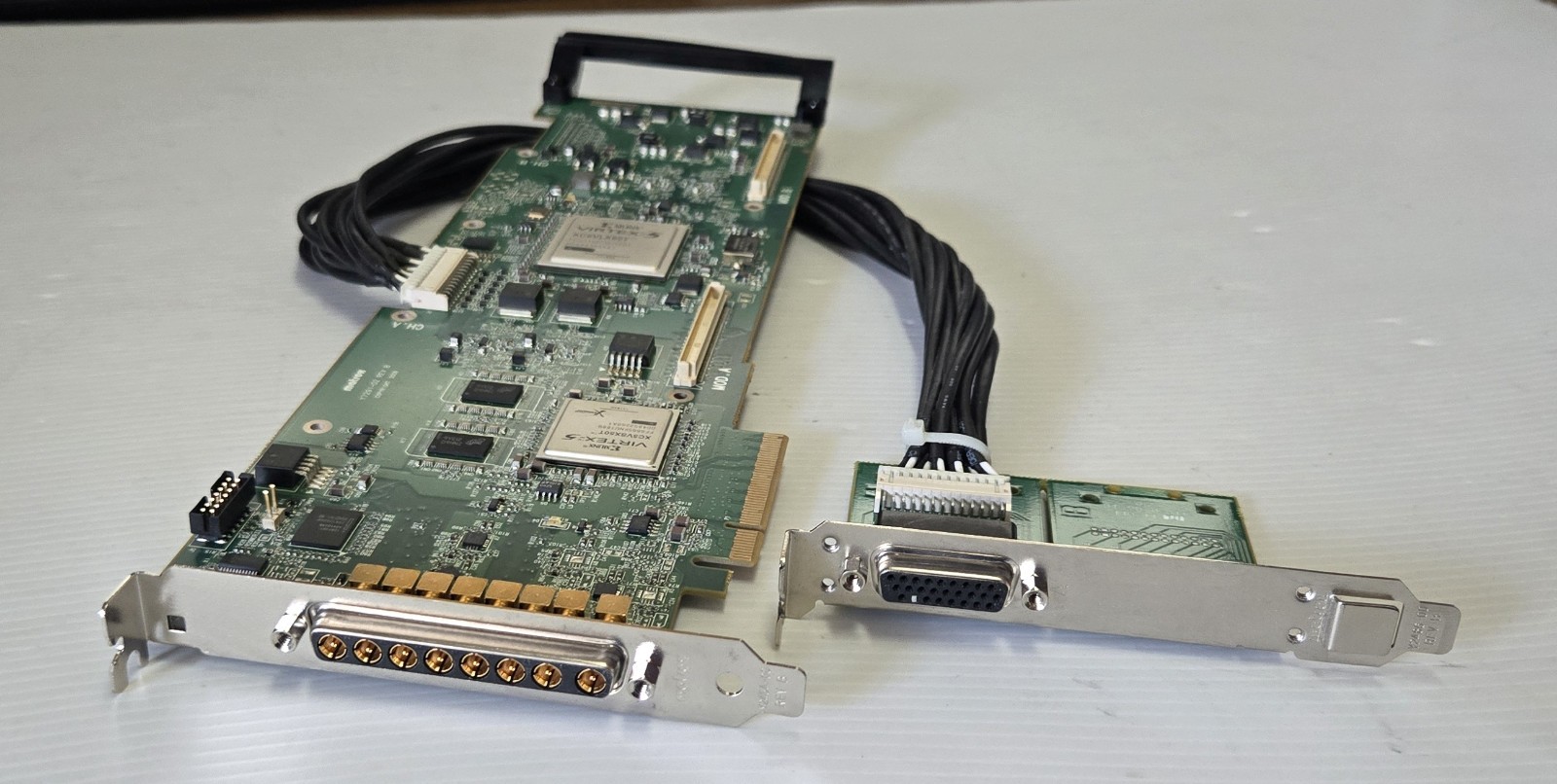 Matrox XM102/12/8000 REV. 002 w/ XM102/12/CBL Video Capture Card