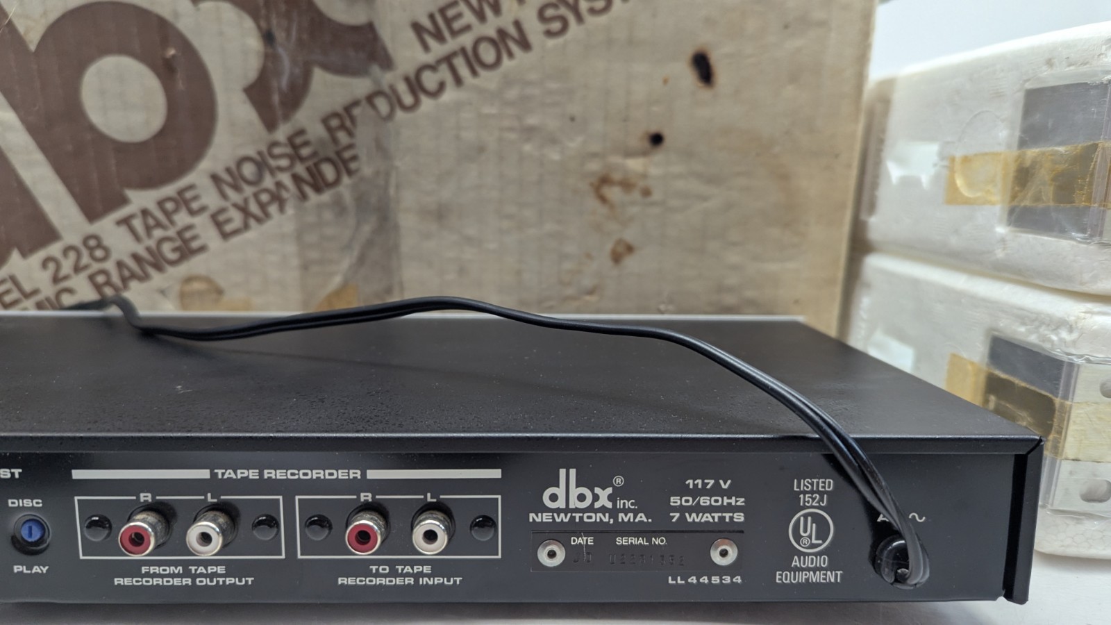 DBX 228 Recording Technology Series Dynamic Range Expander W Box Estate UNTESTED