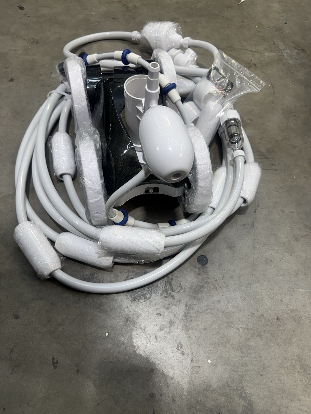 Makhoon Pressure Side Inground Pool Cleaner Vacuum Sweeper Open Box