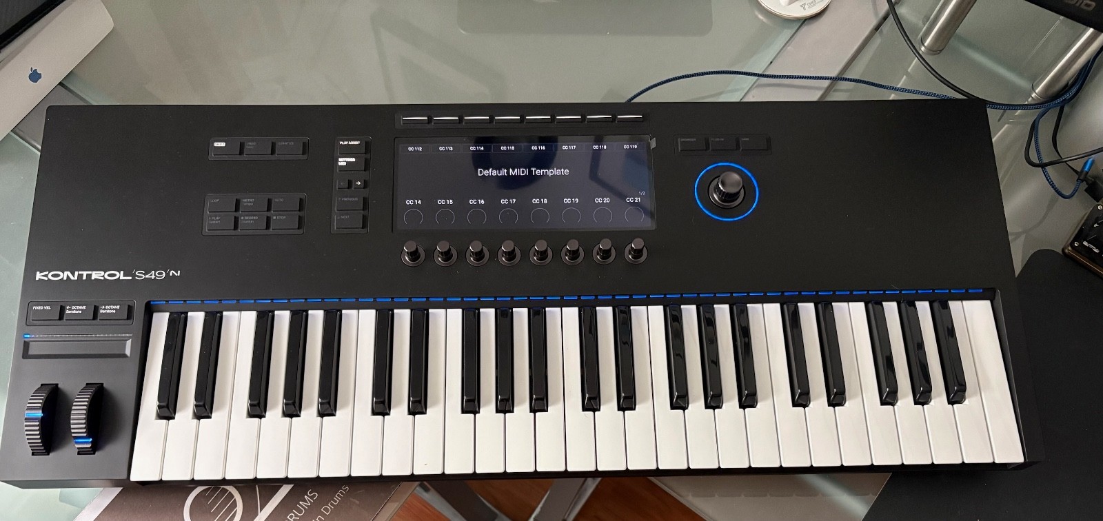 Native Instruments S-Series Komplete Kontrol S49 MK3 Keyboard Controller LN