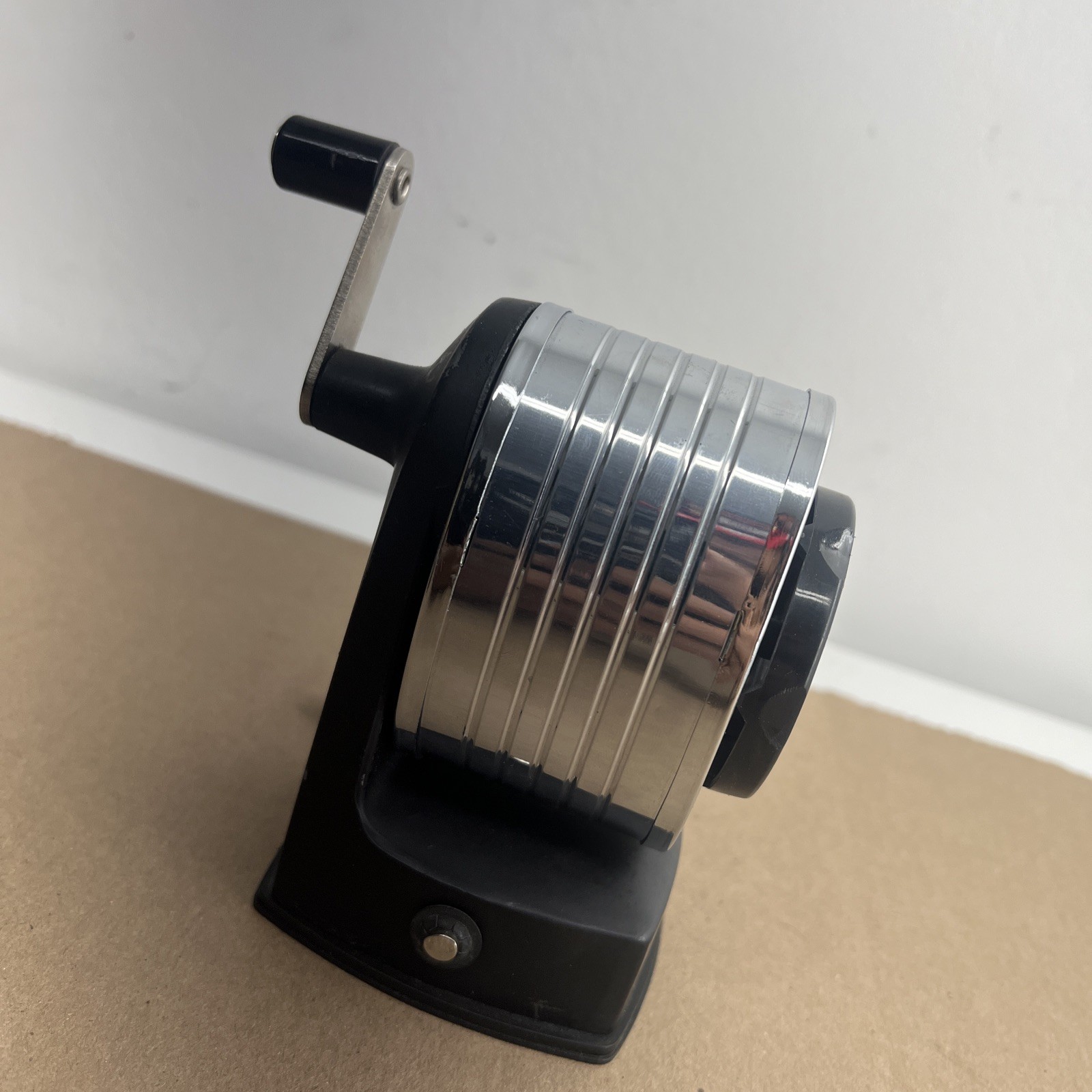 Vacu Hold V-10 Apsco Pencil Sharpener Type 3A