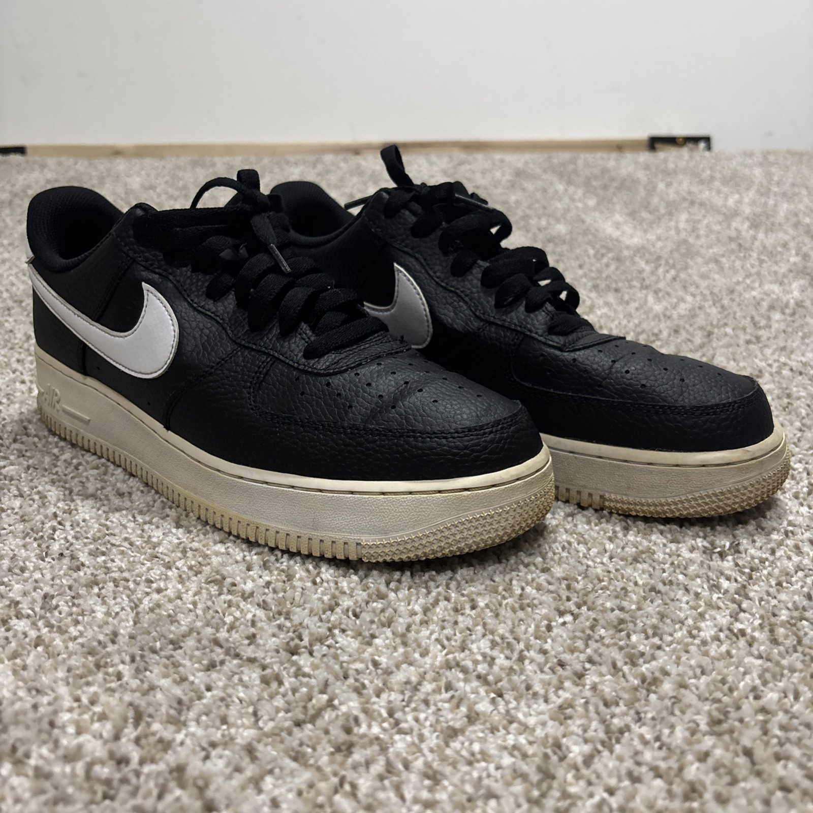 Men's Nike Air Force 1 '07 Black/White (CT2302 002) Size 11
