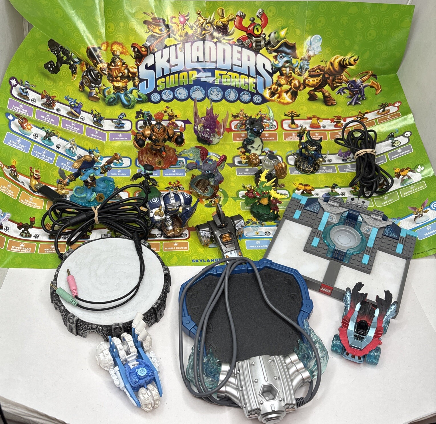 Skylander Action Figure LOT