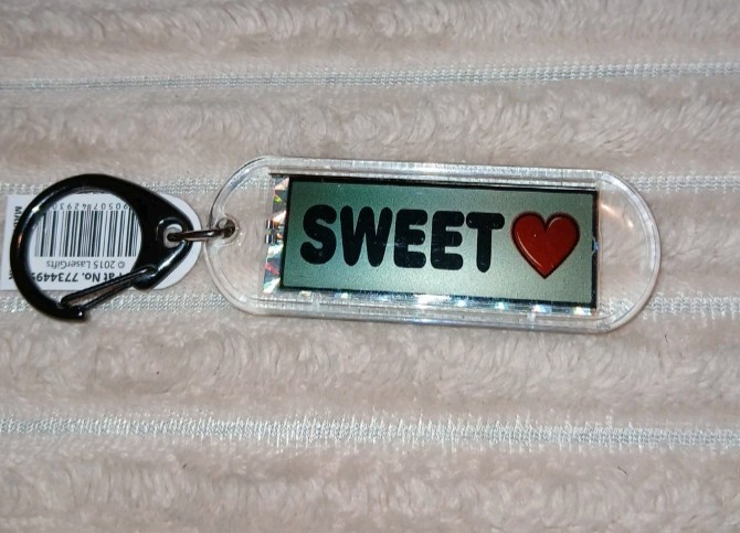Acrylic Blinking Solar Powered Keychain 4.25” Long w/Snap Keyring, SWEET ❤️